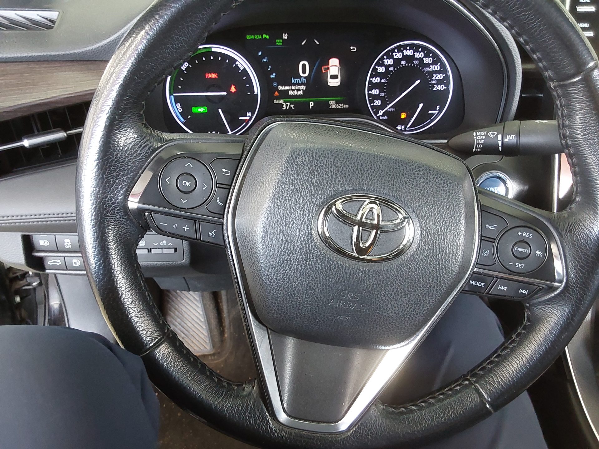 2019 - toyota avalon