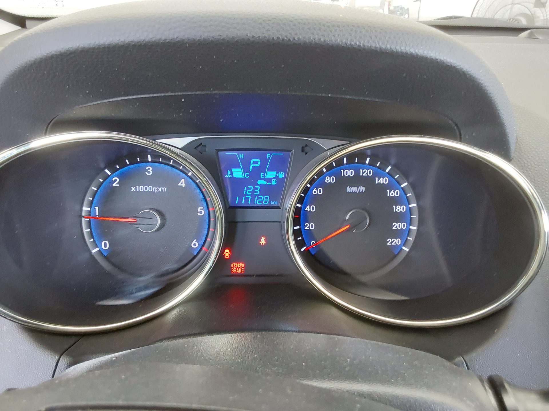 2011 - hyundai tucson