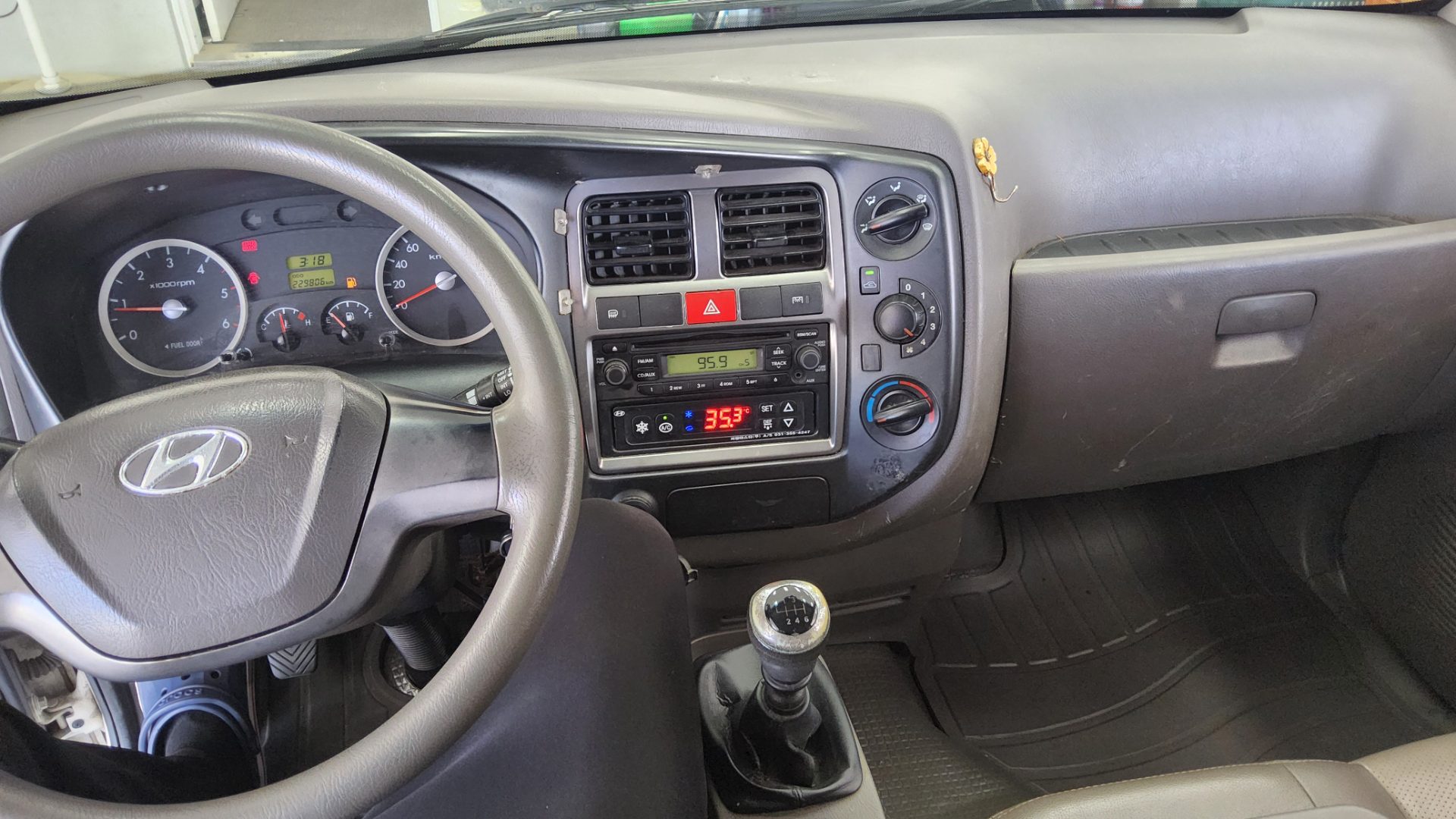 2015 - hyundai porter