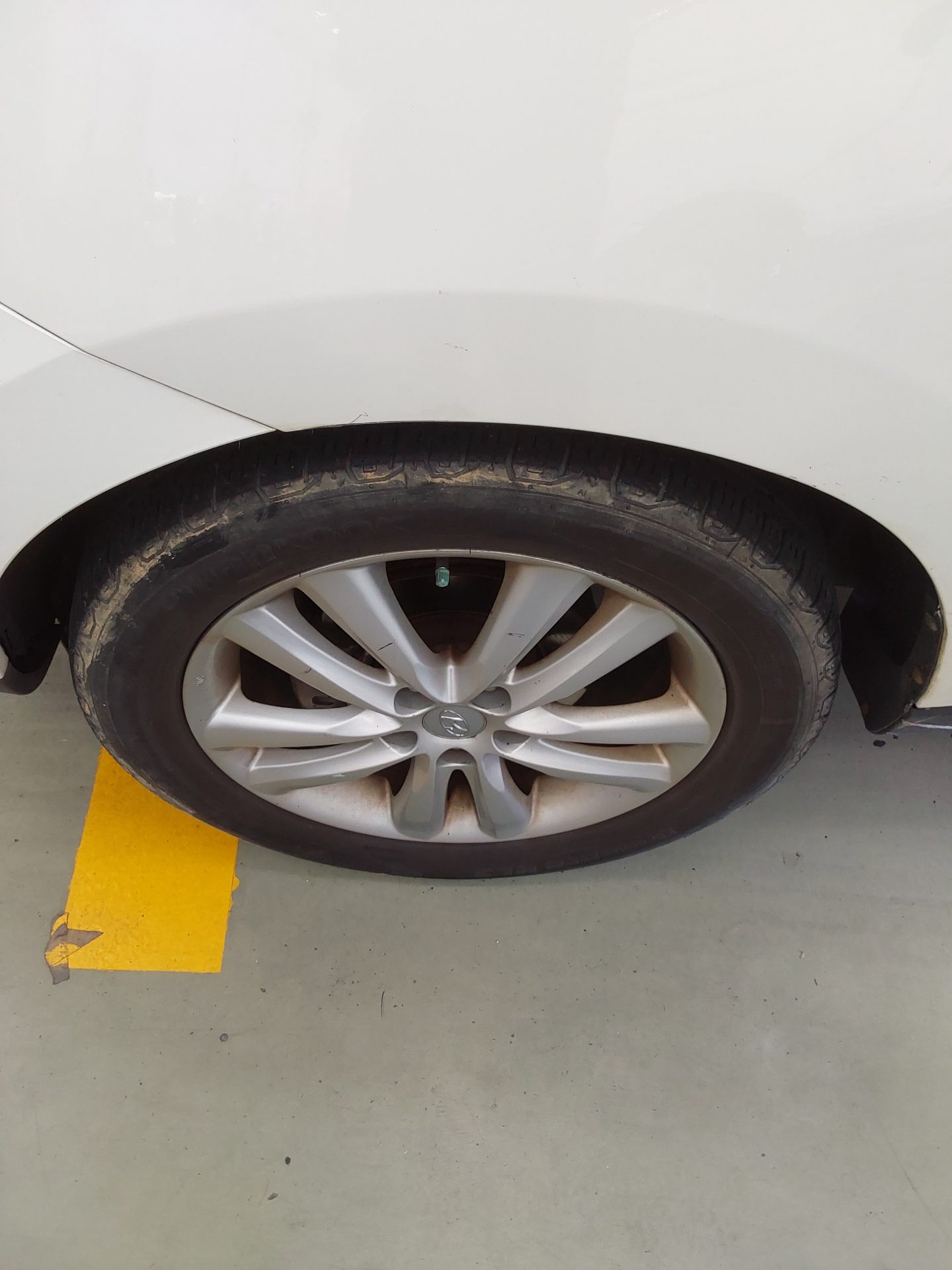 2011 - hyundai tucson
