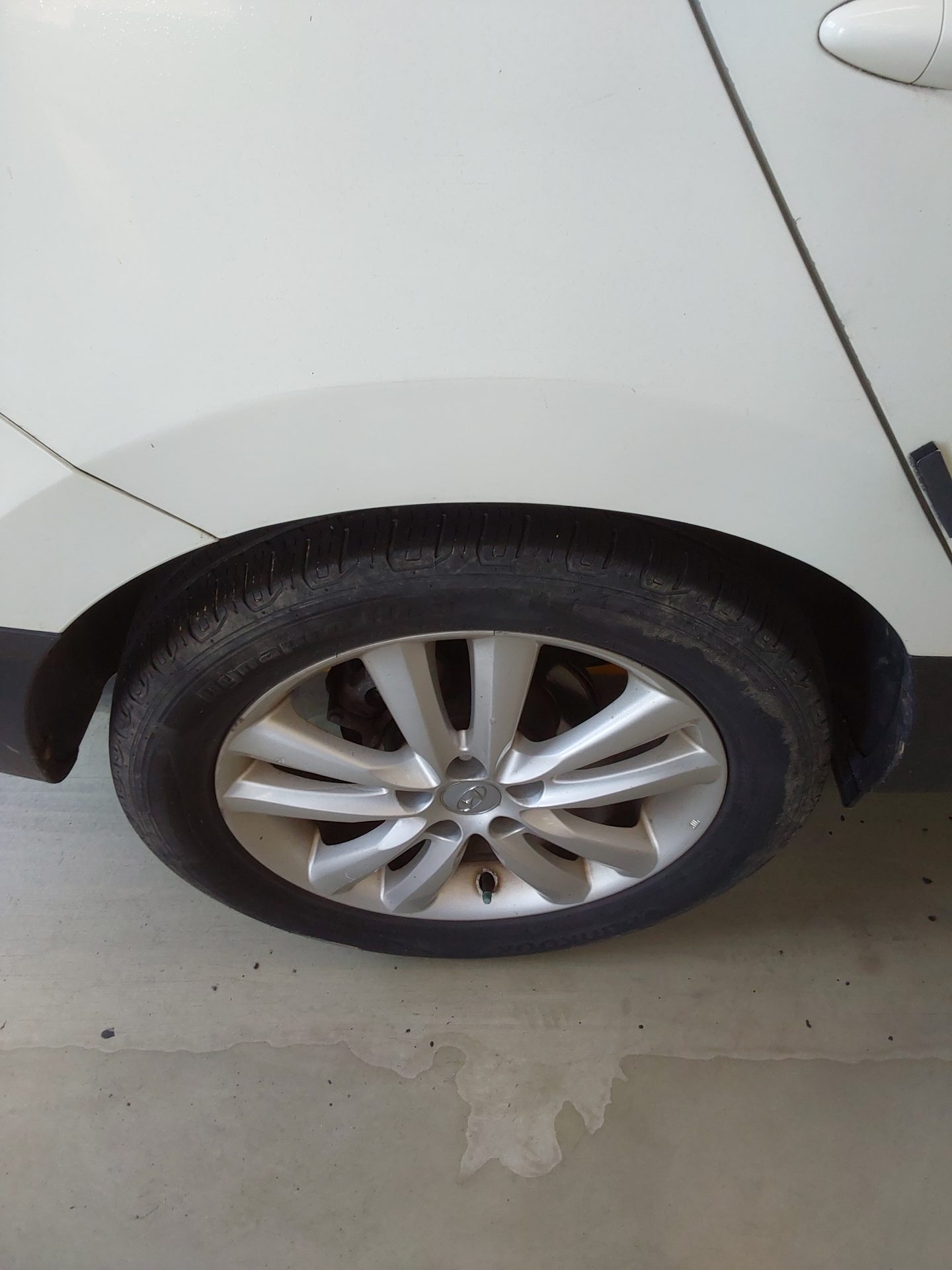 2011 - hyundai tucson