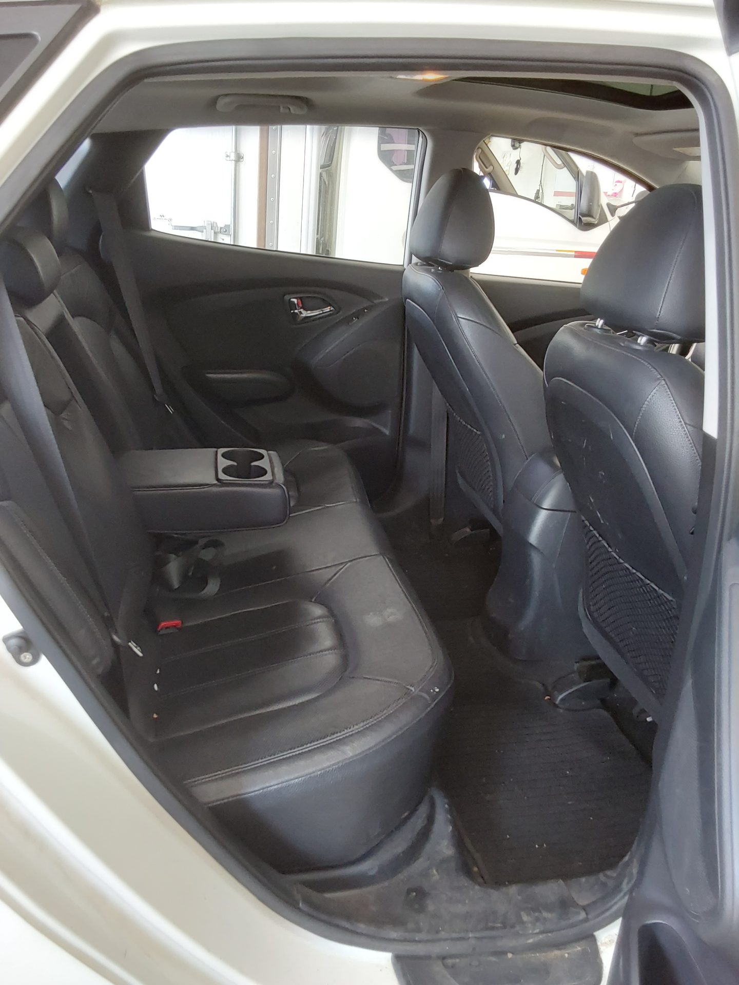 2011 - hyundai tucson