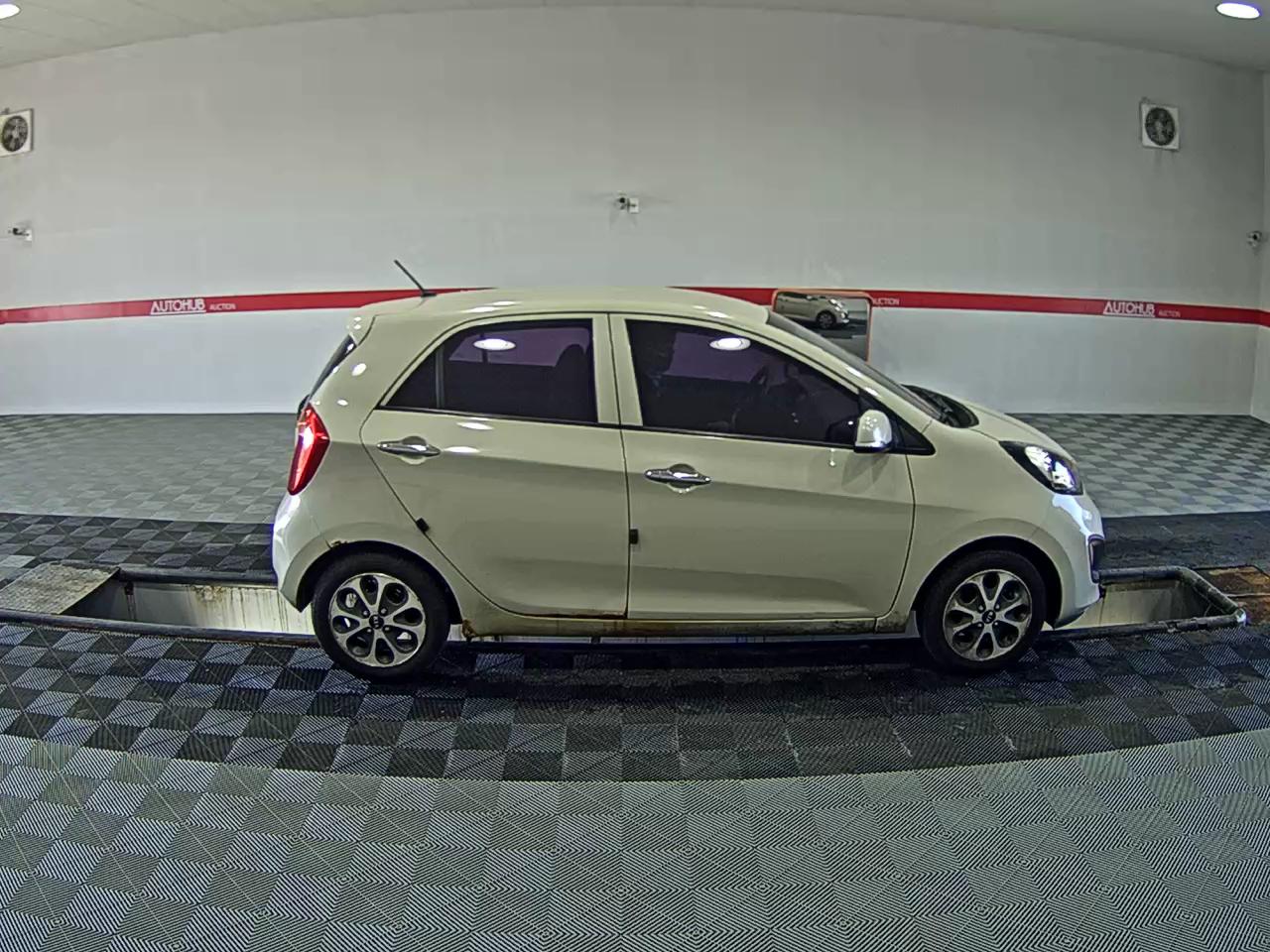 2012 - kia morning
