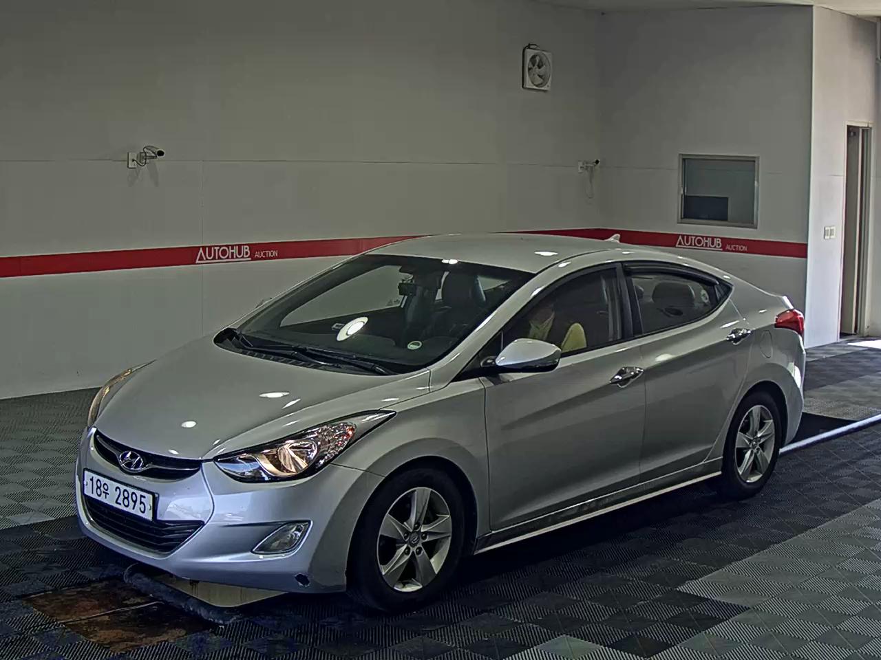 HYUNDAI AVANTE MD M16 GDi