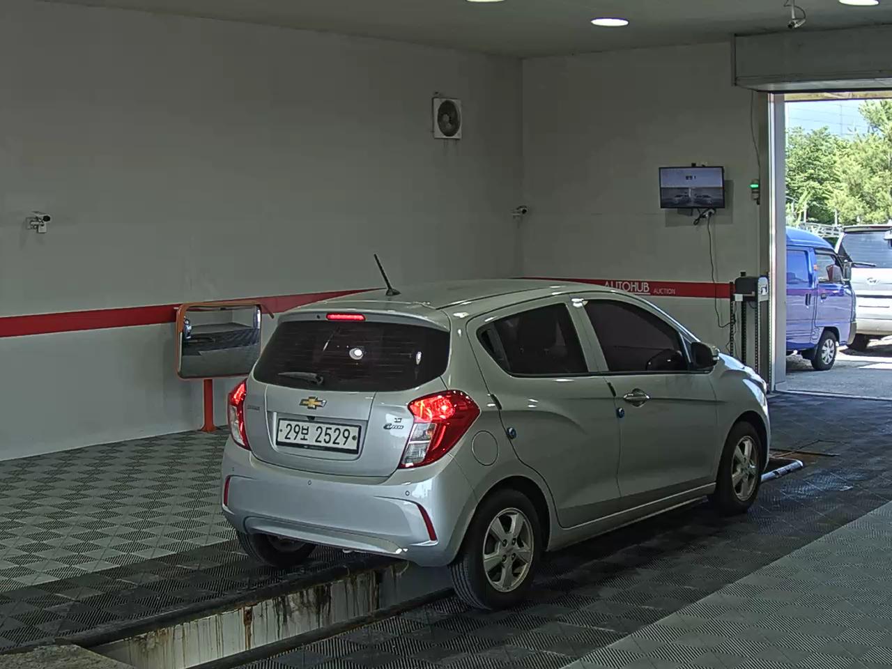 2018 - chevrolet spark
