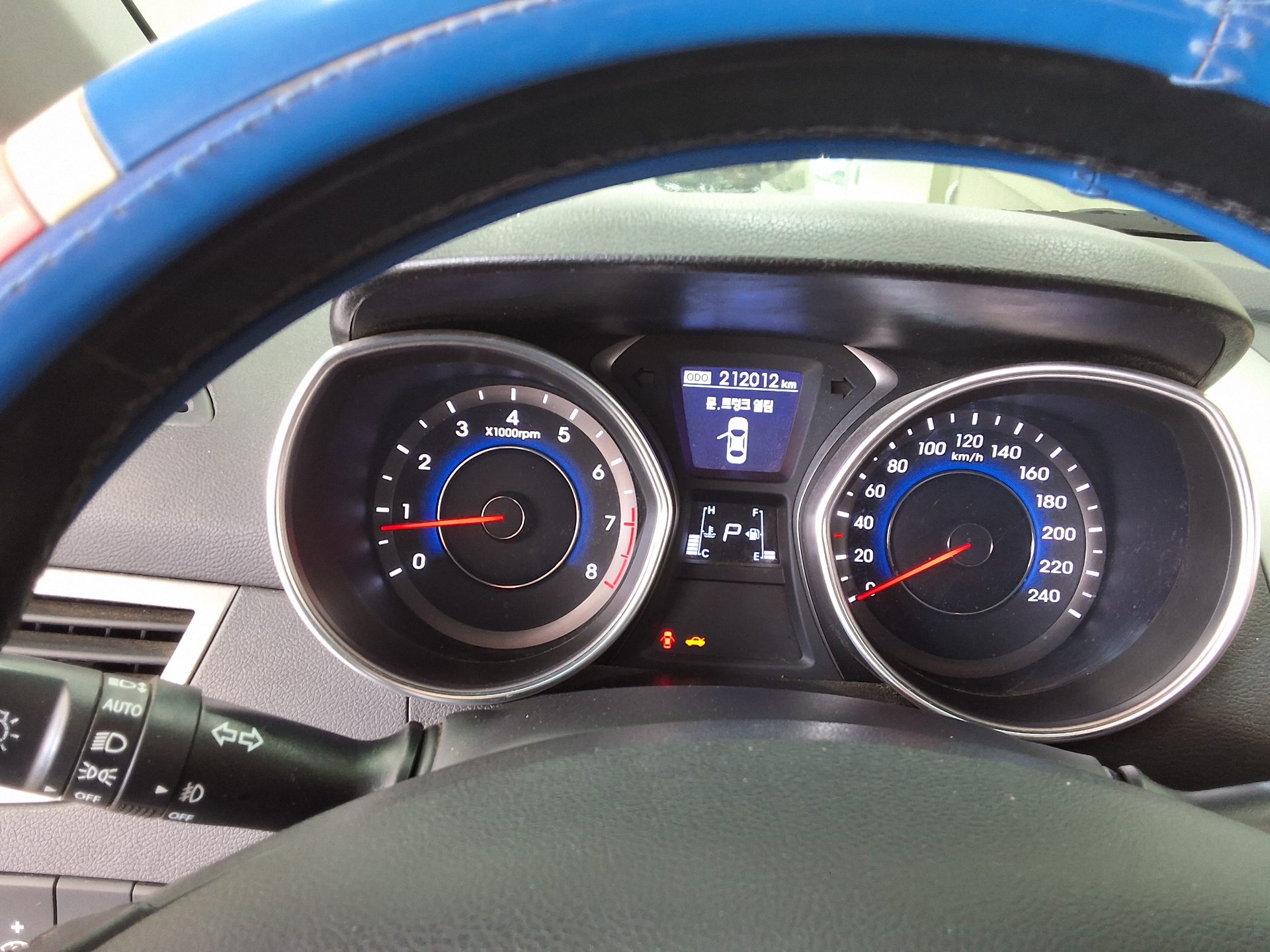 2014 - hyundai avante