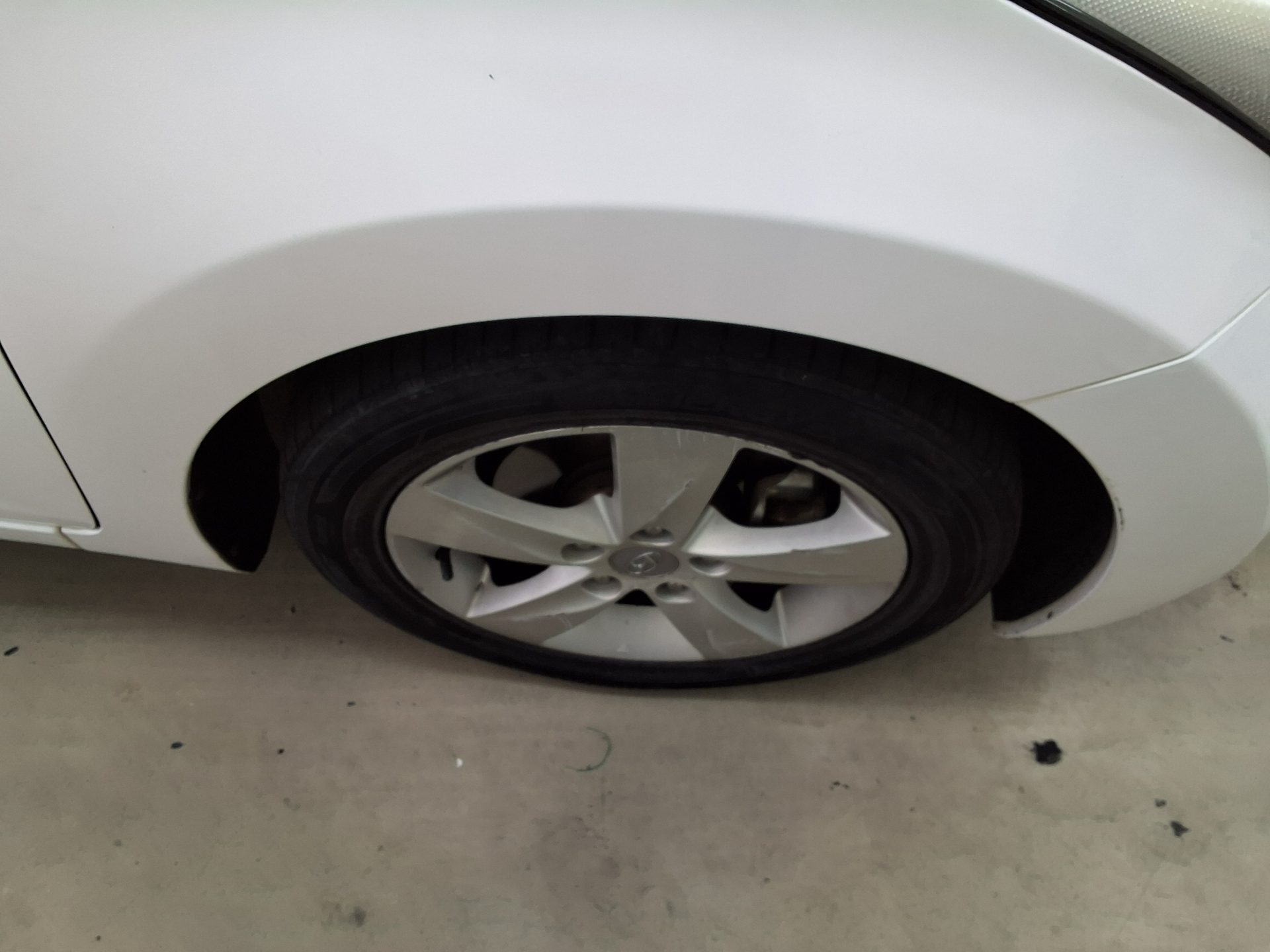 2014 - hyundai avante