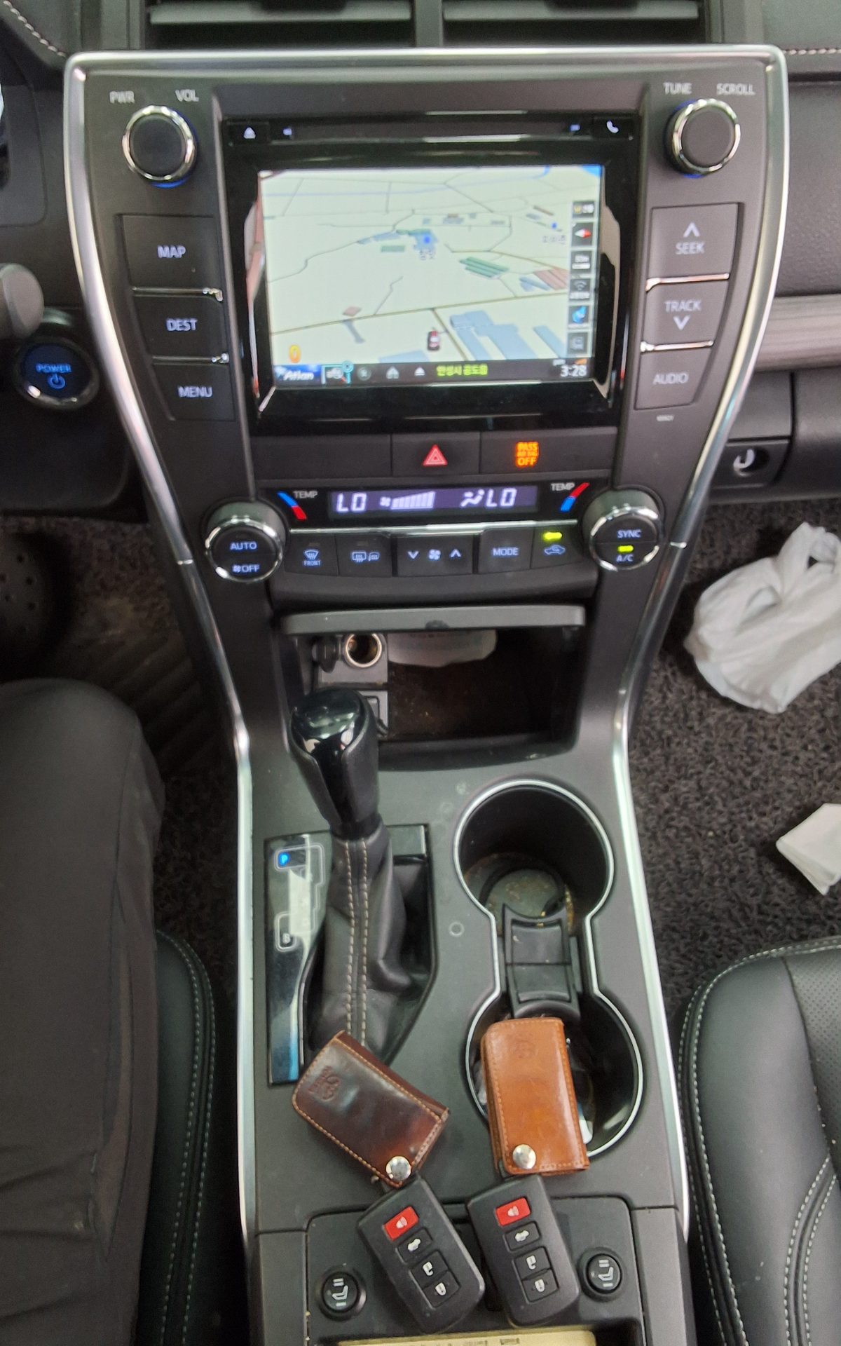 2016 - toyota camry