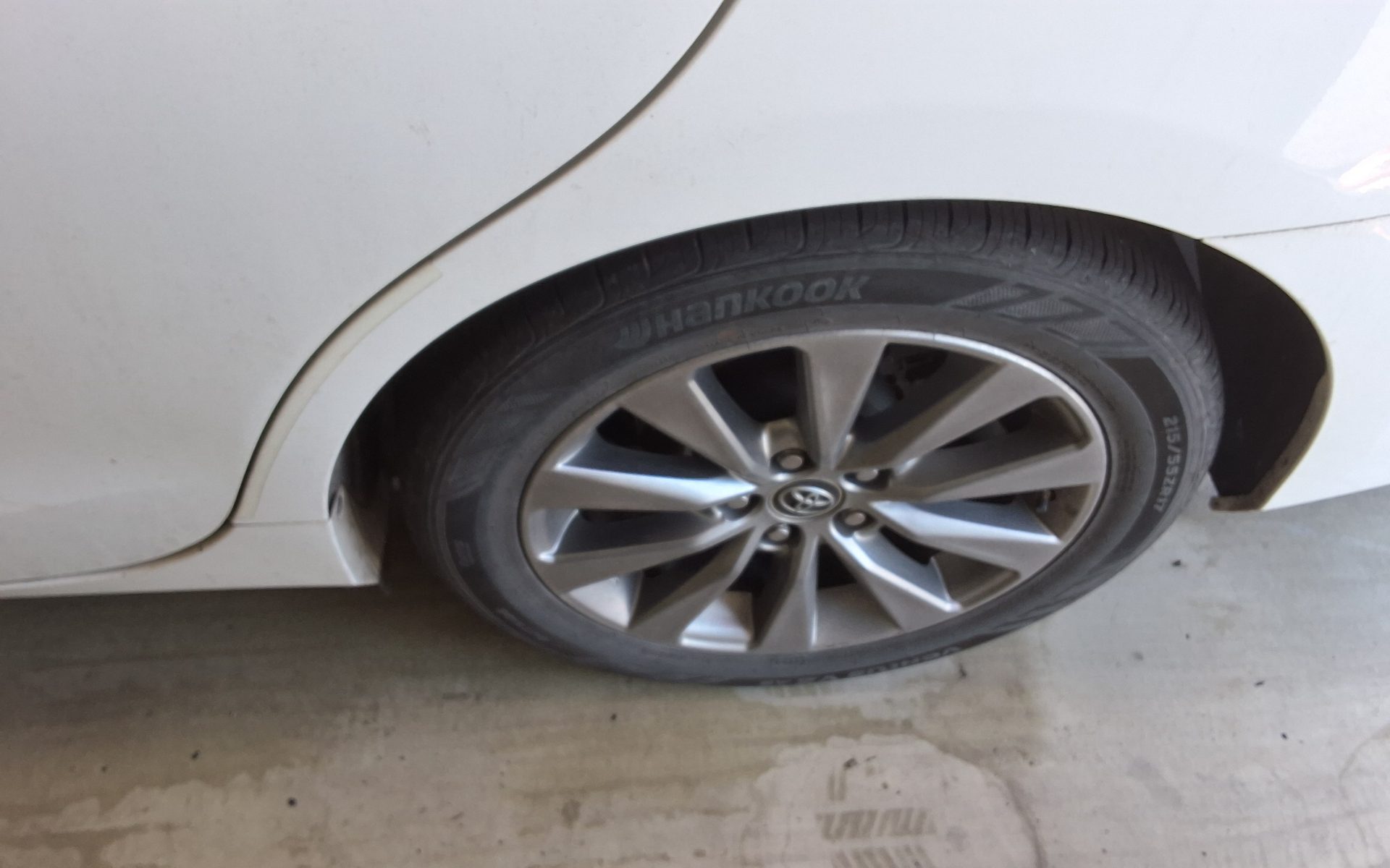 2016 - toyota camry