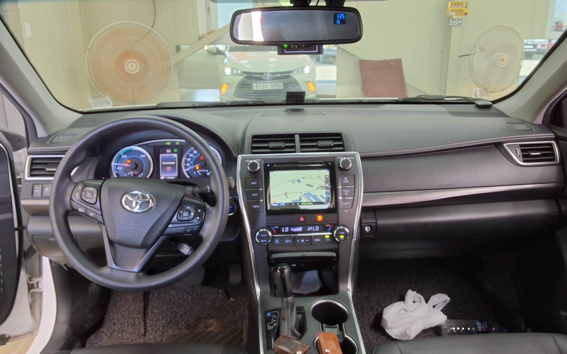 2016 - toyota camry