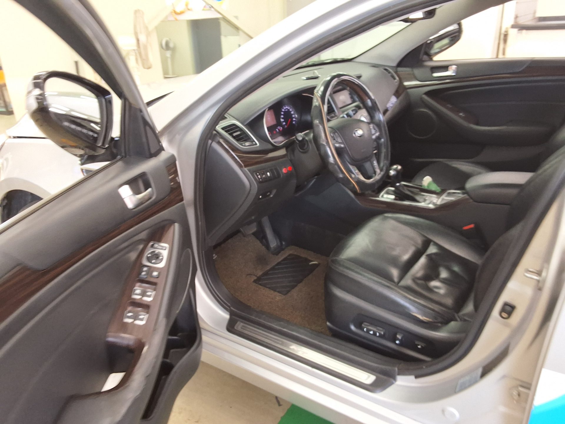 2016 - kia k7