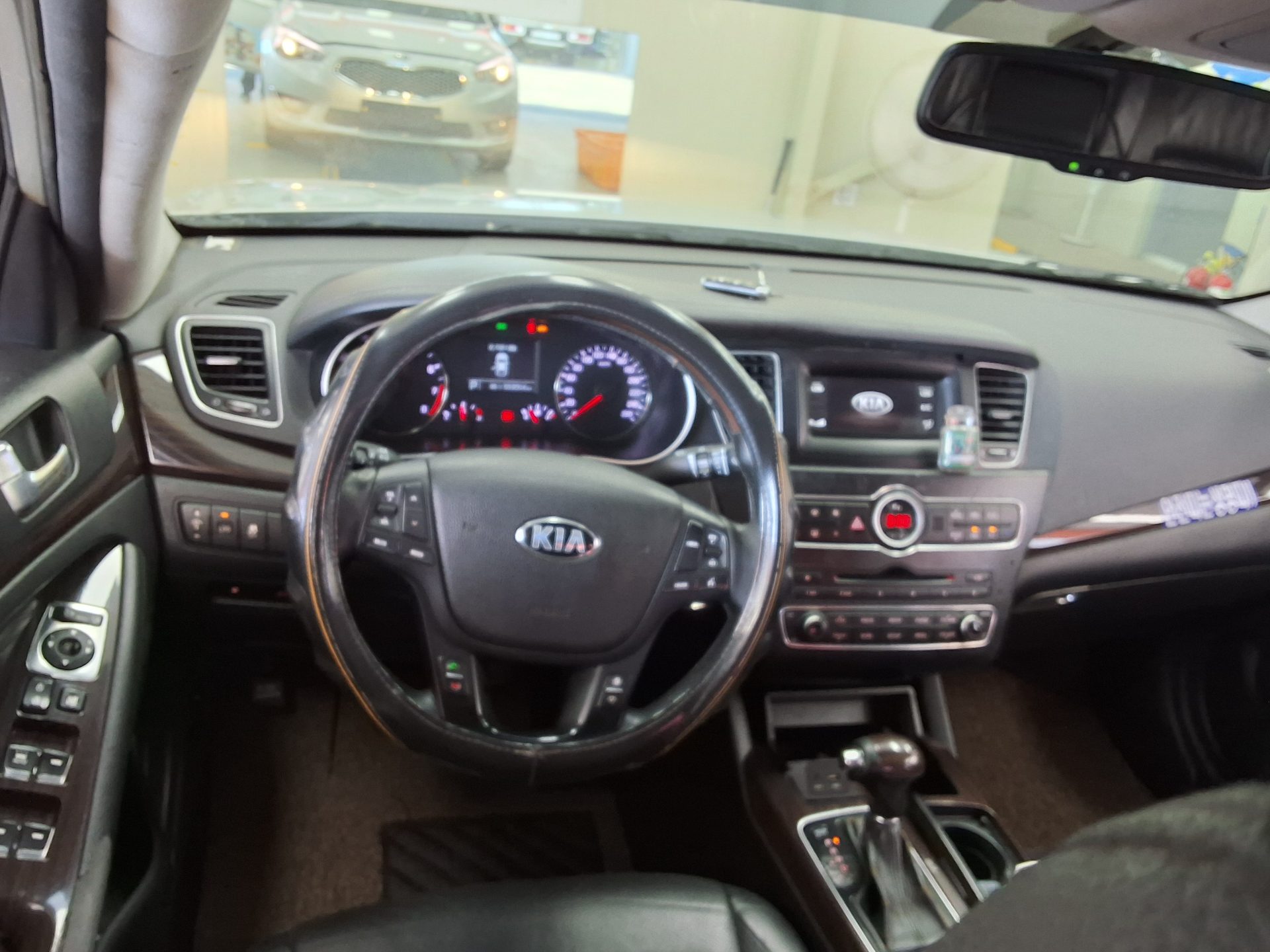 2016 - kia k7