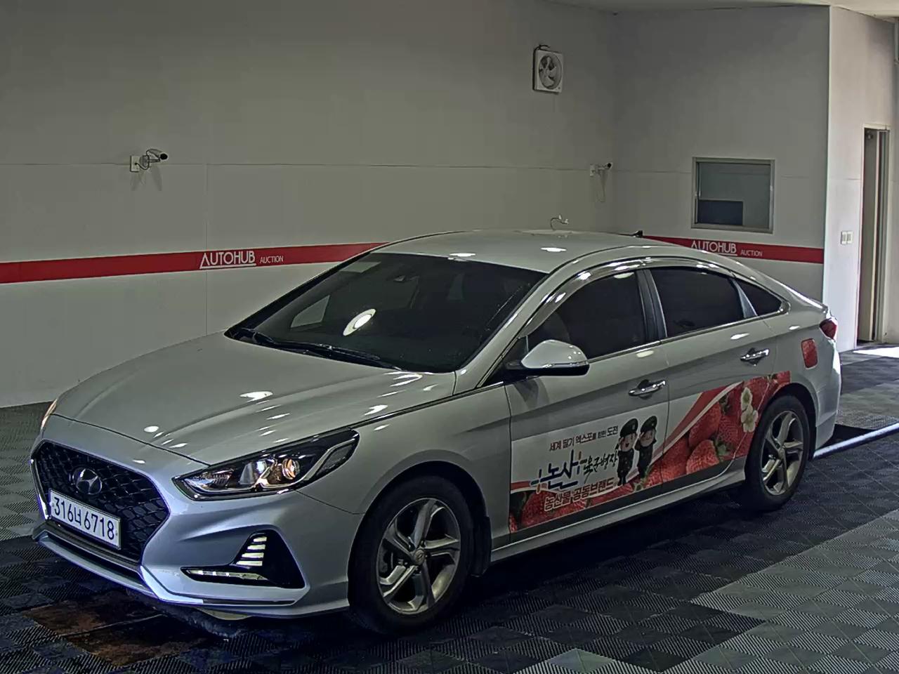 HYUNDAI LF SONATA RISE LPi TAXI DELUXE MODEL