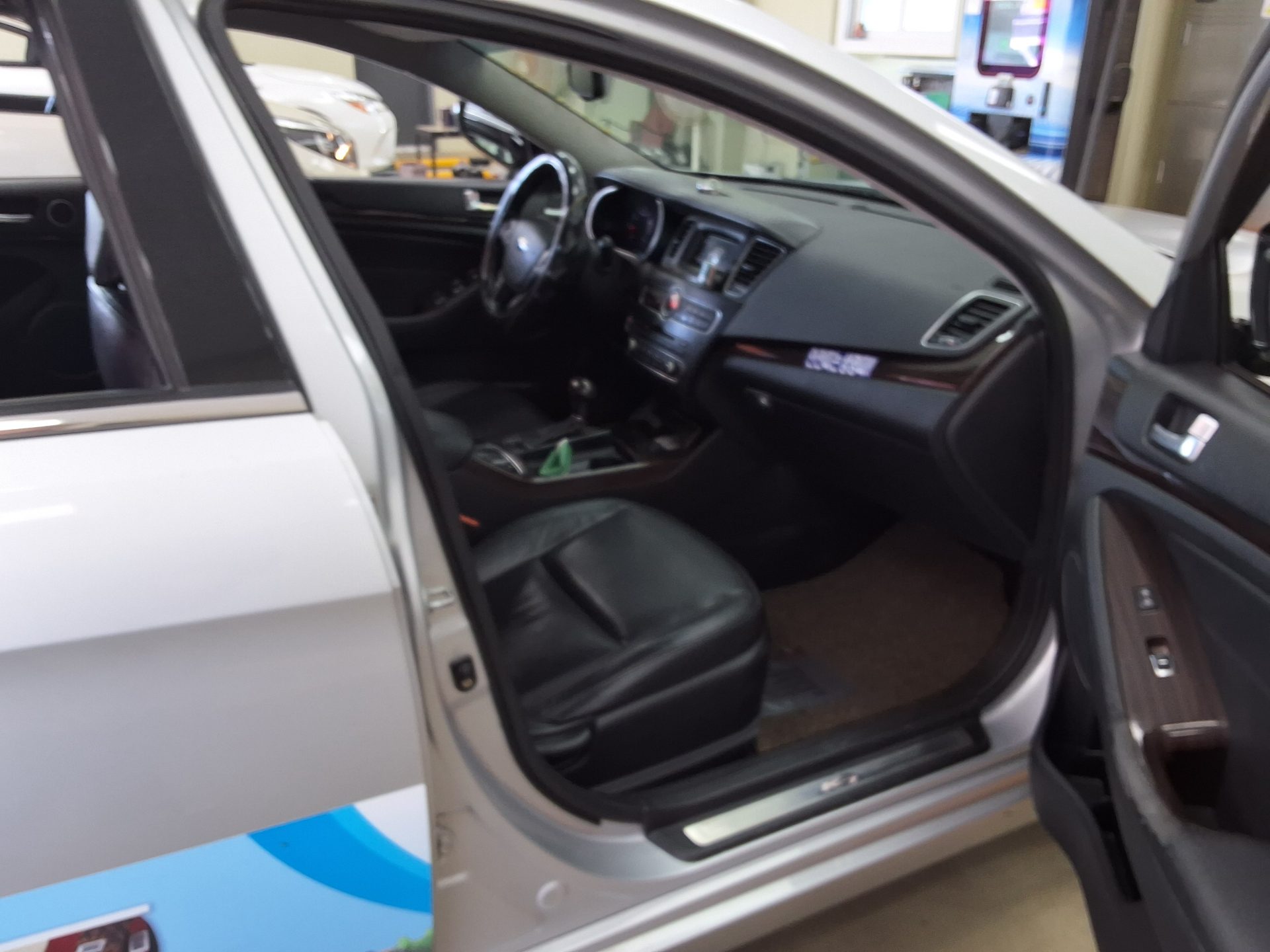 2016 - kia k7
