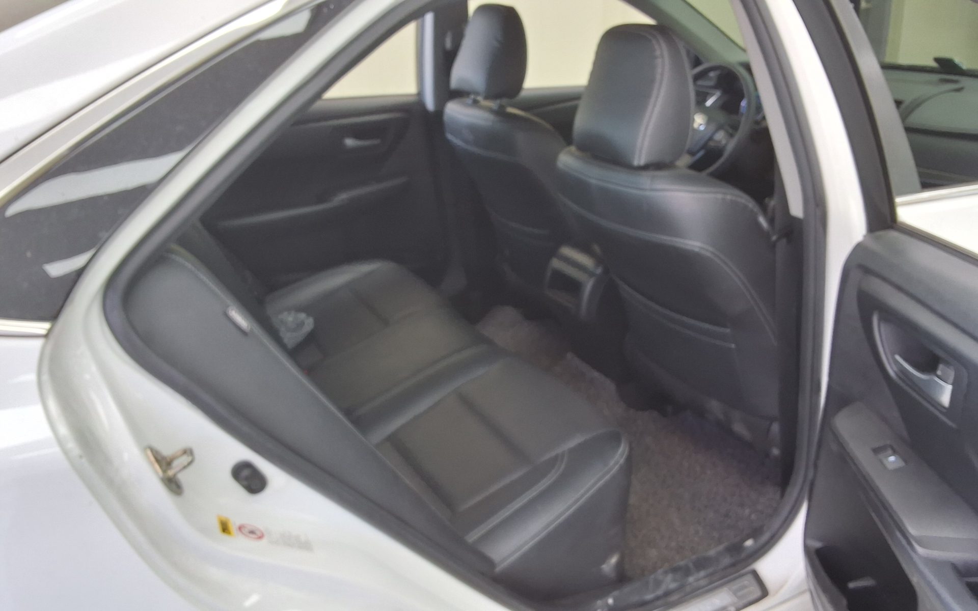 2016 - toyota camry