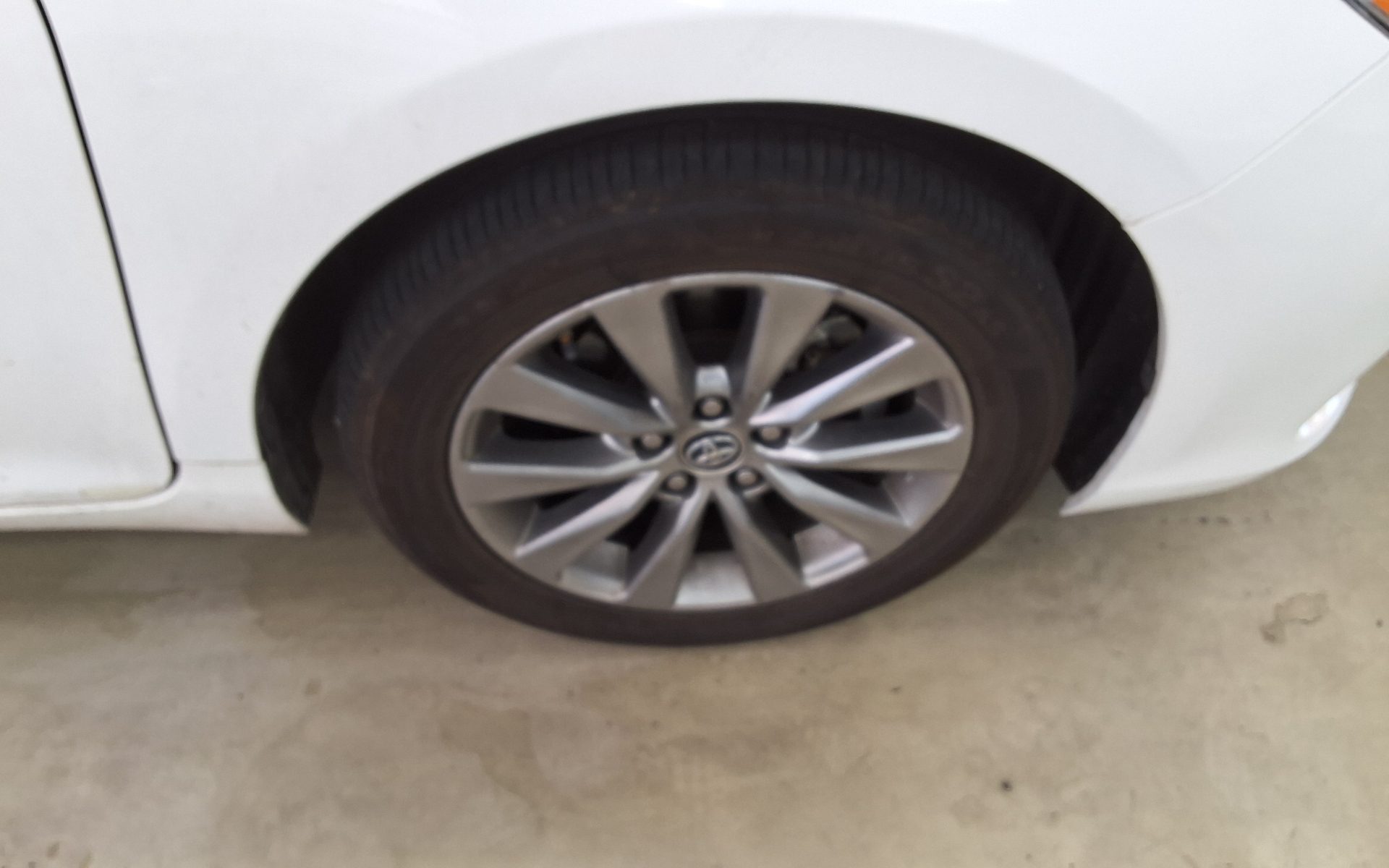 2016 - toyota camry
