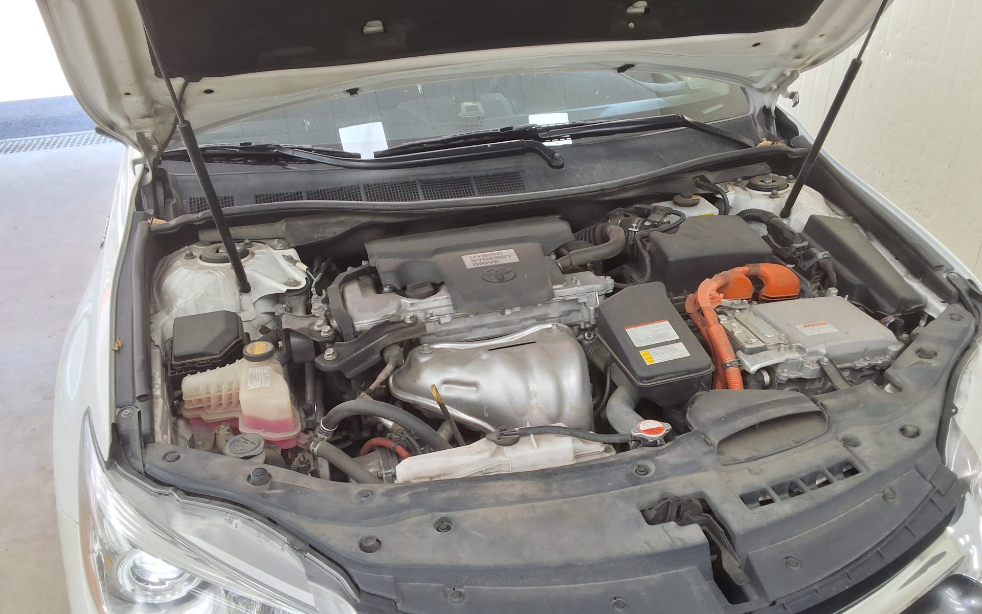 2016 - toyota camry