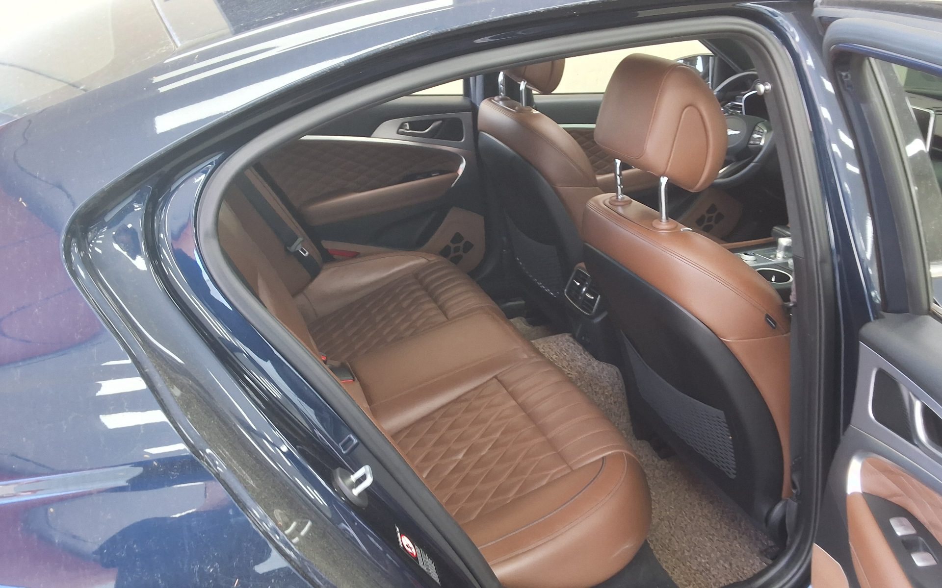 2019 - genesis g70
