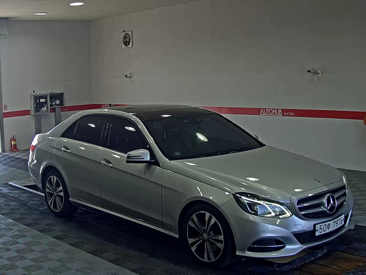 2014 - mercedes-benz e300