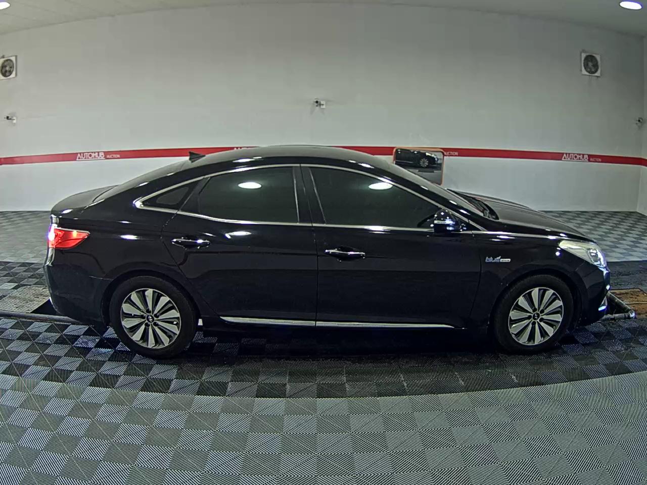 2014 - hyundai grandeur