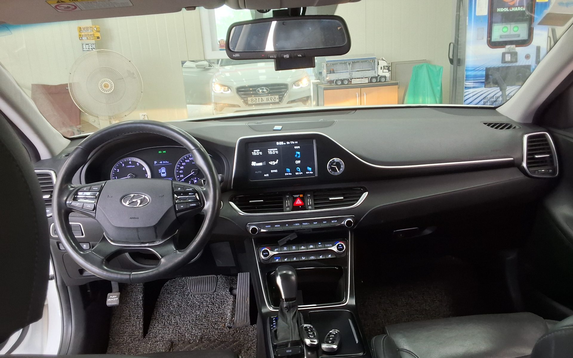 2017 - hyundai grandeur