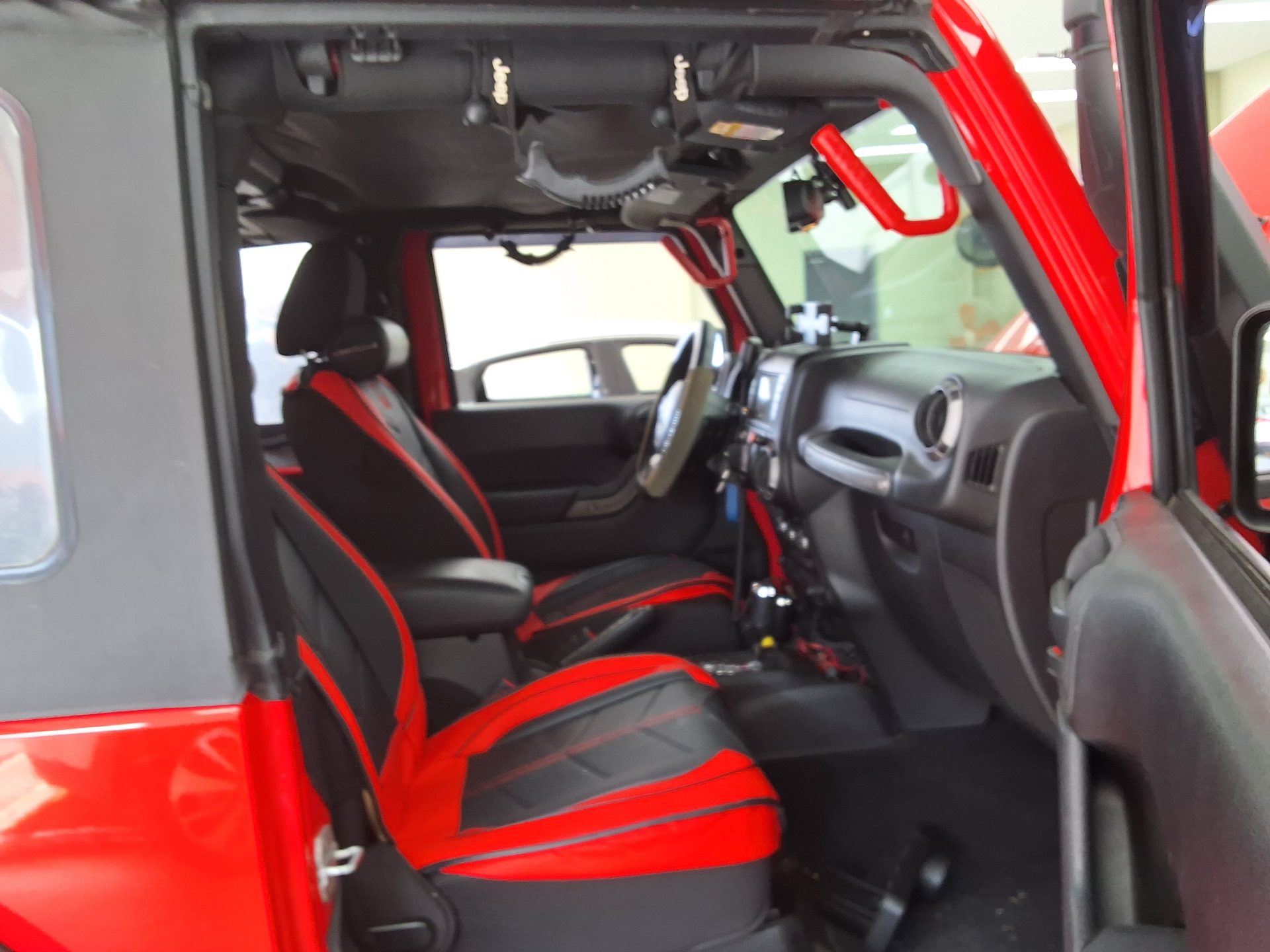 2013 - jeep wrangler