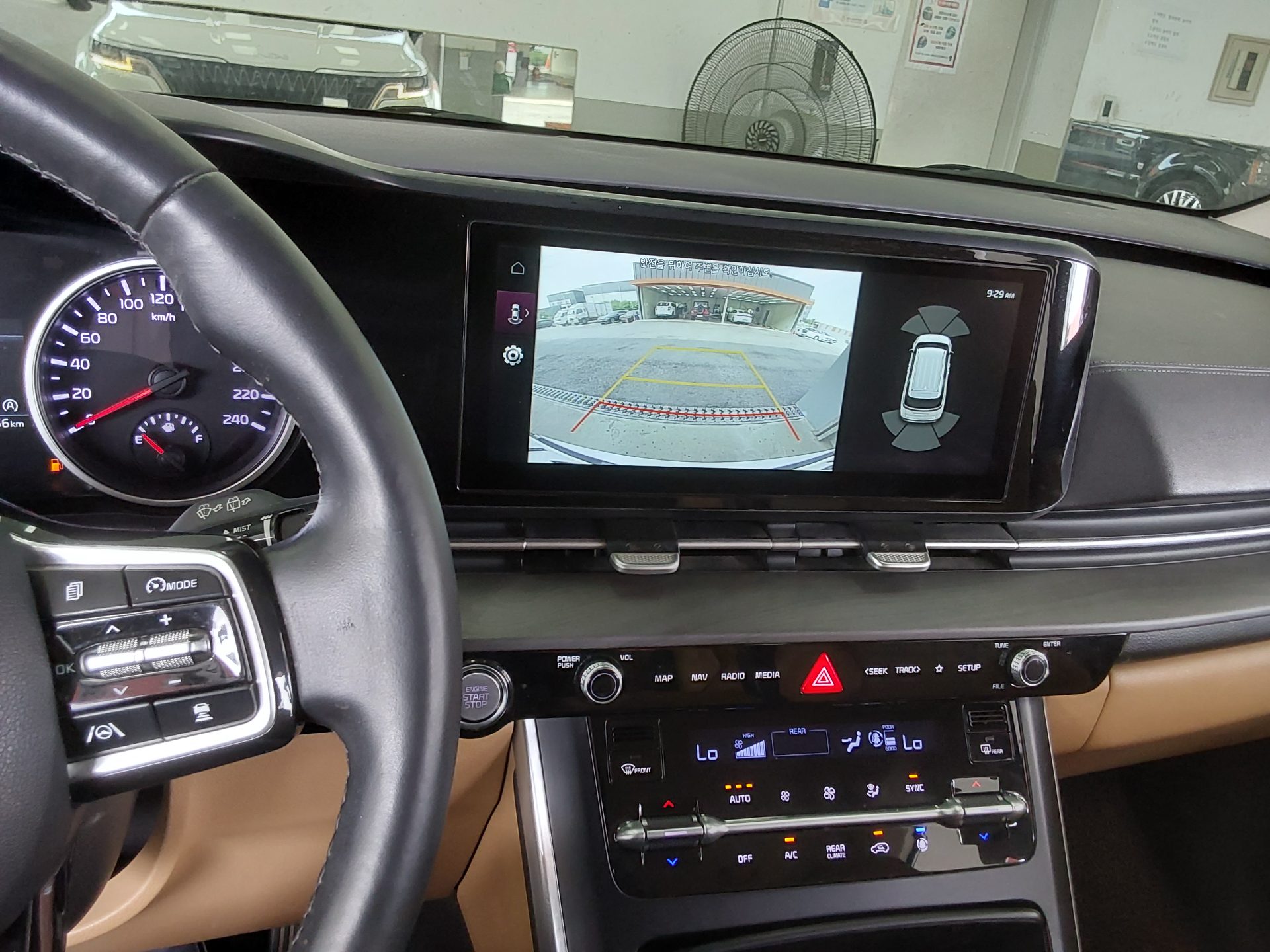 2022 - kia carnival