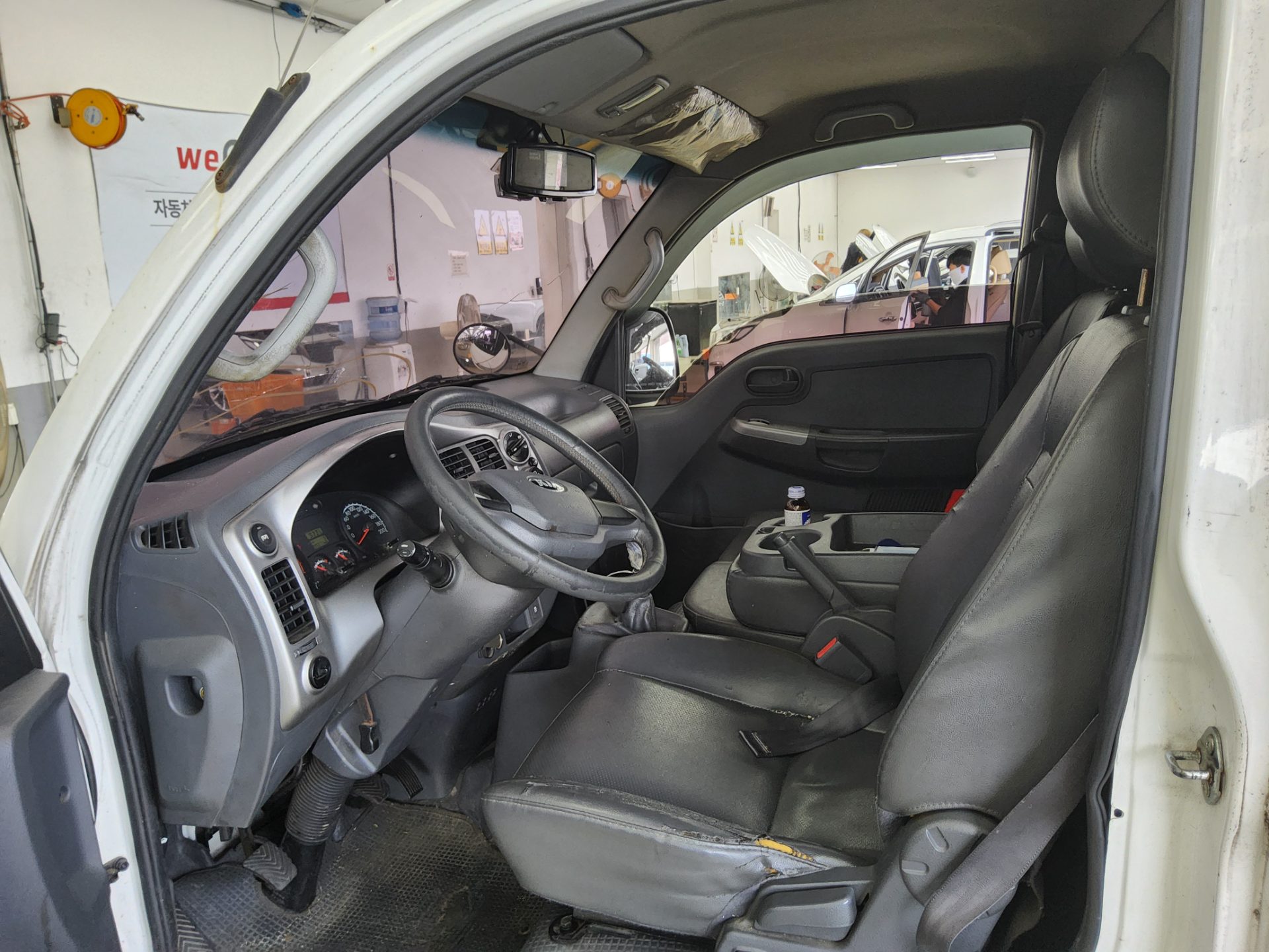 2016 - kia bongo