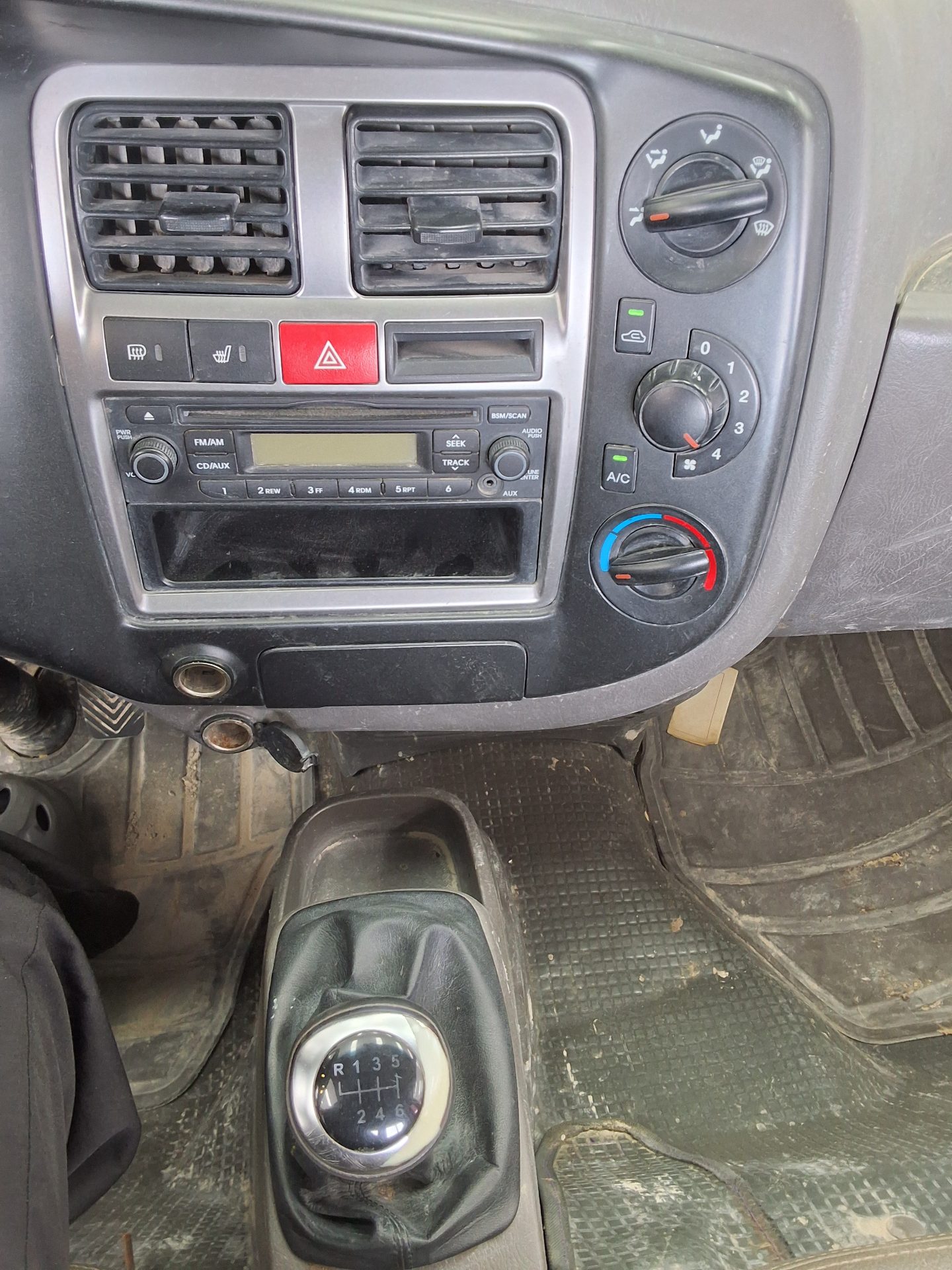 2014 - hyundai porter
