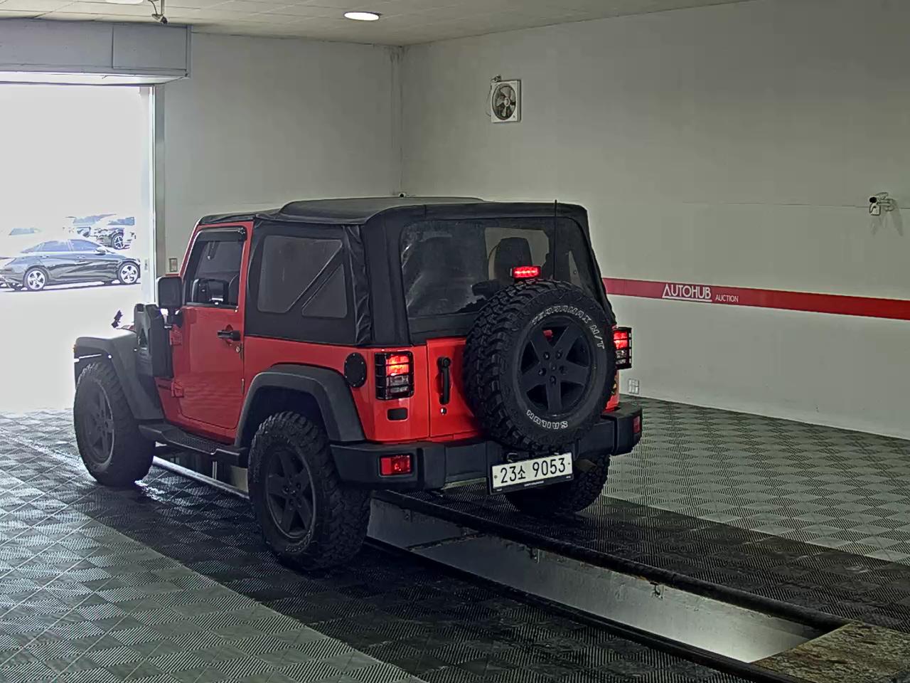2013 - jeep wrangler