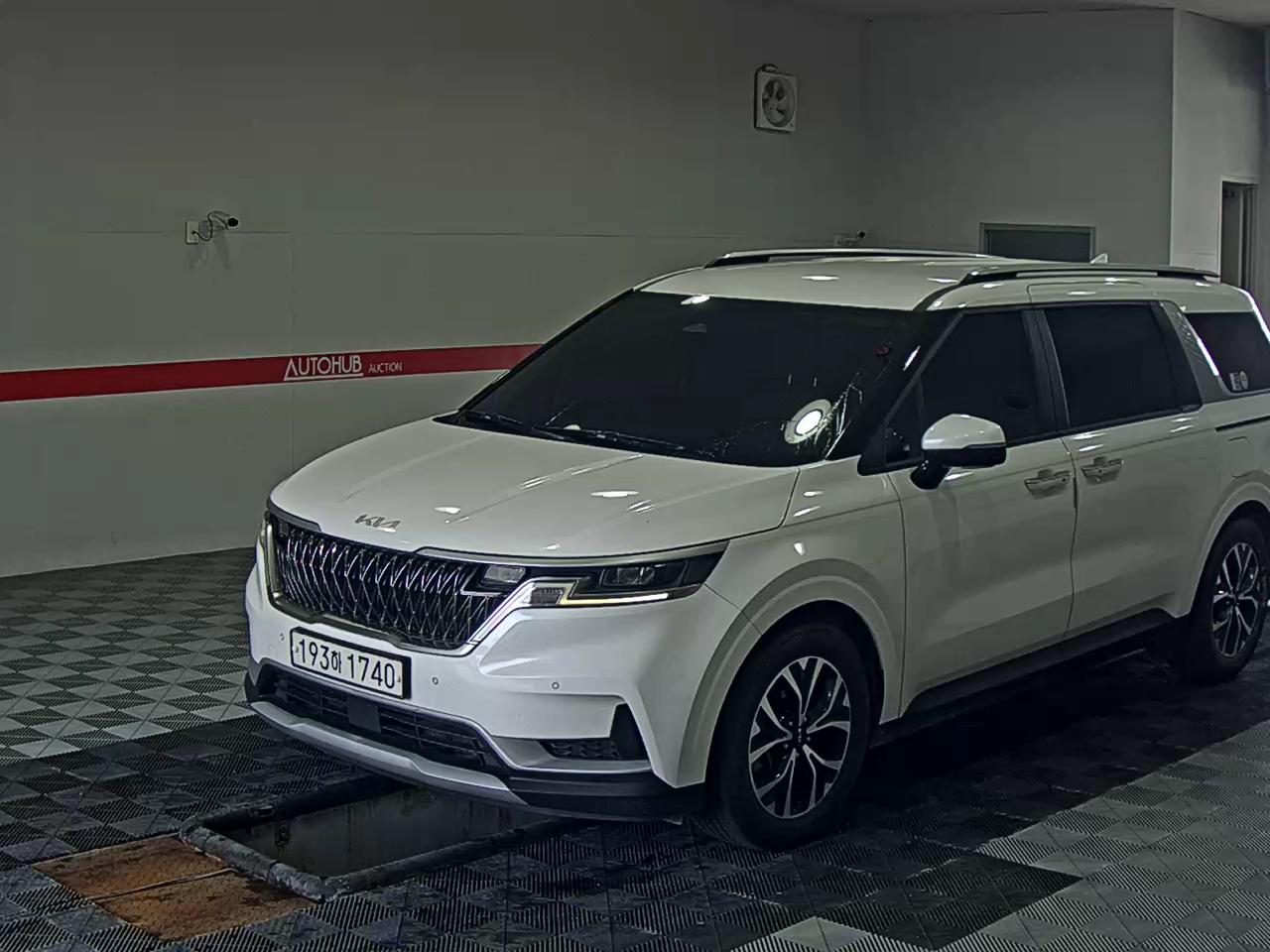 2022 - kia carnival