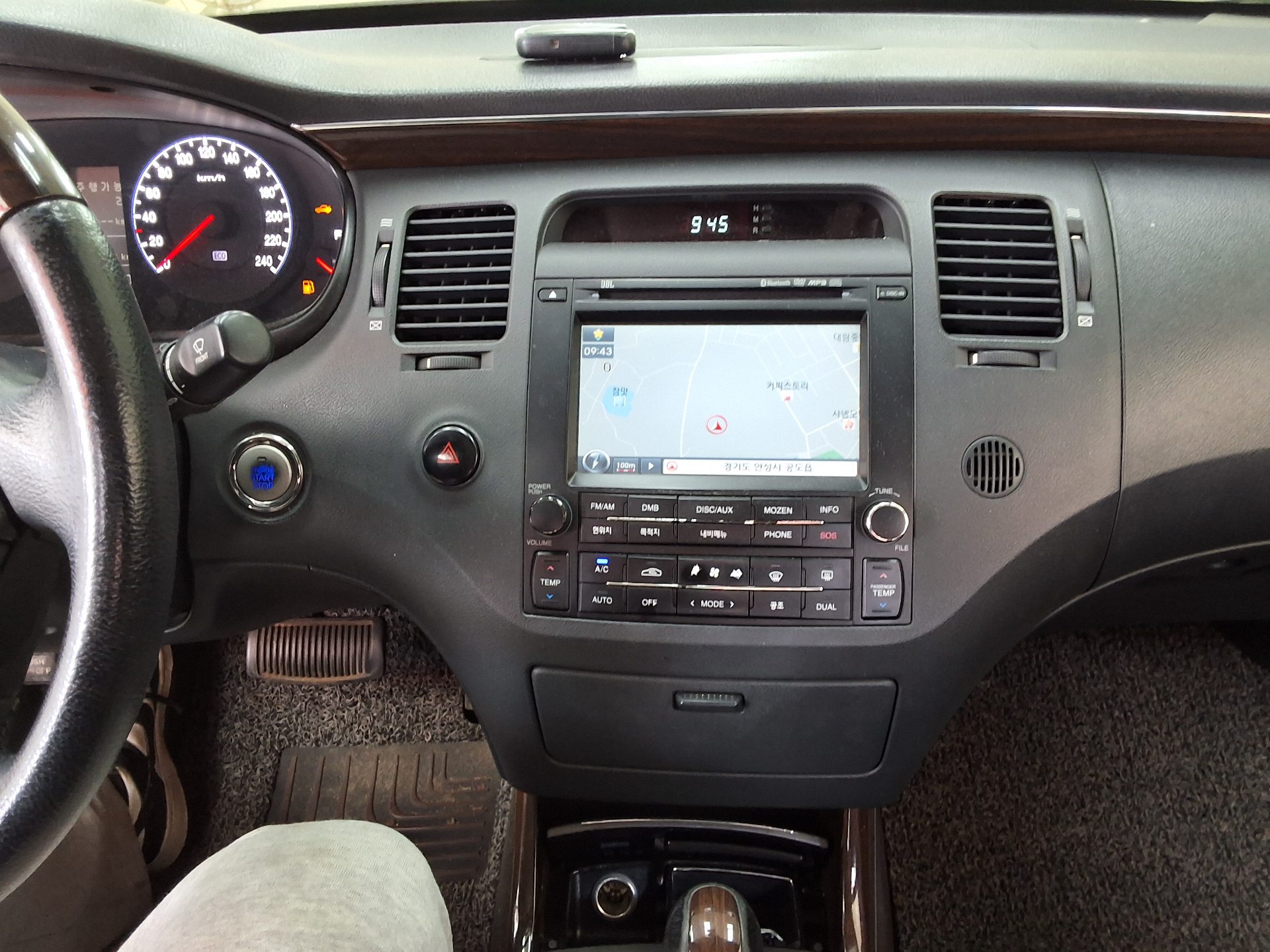2010 - hyundai grandeur