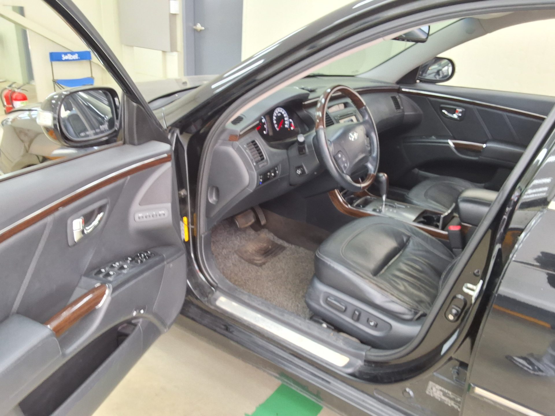 2010 - hyundai grandeur