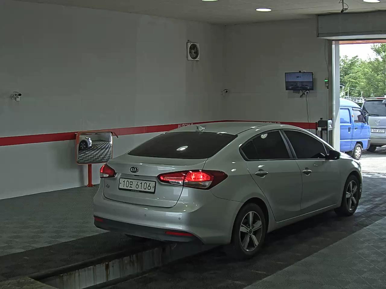 2018 - kia k3