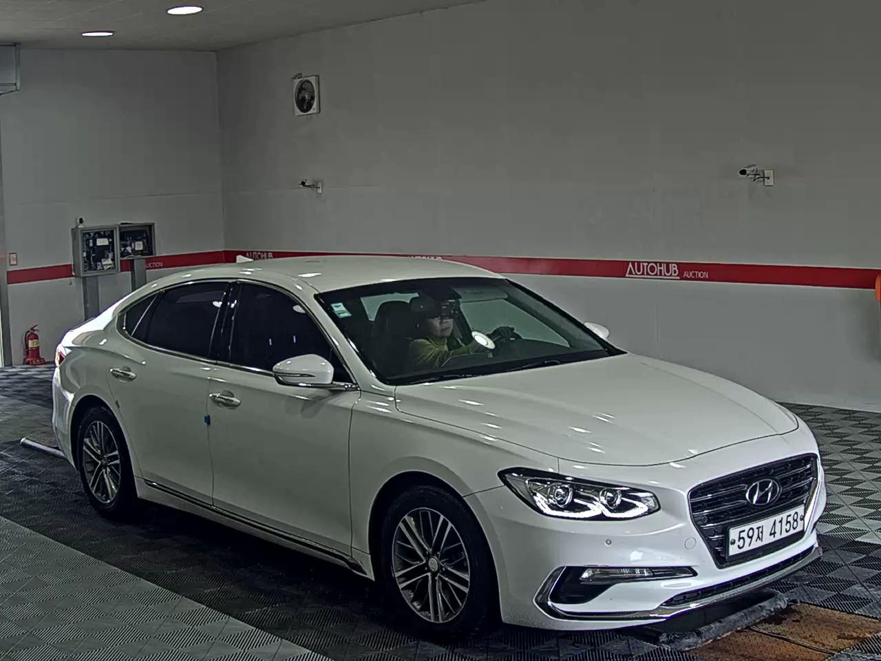 2017 - hyundai grandeur