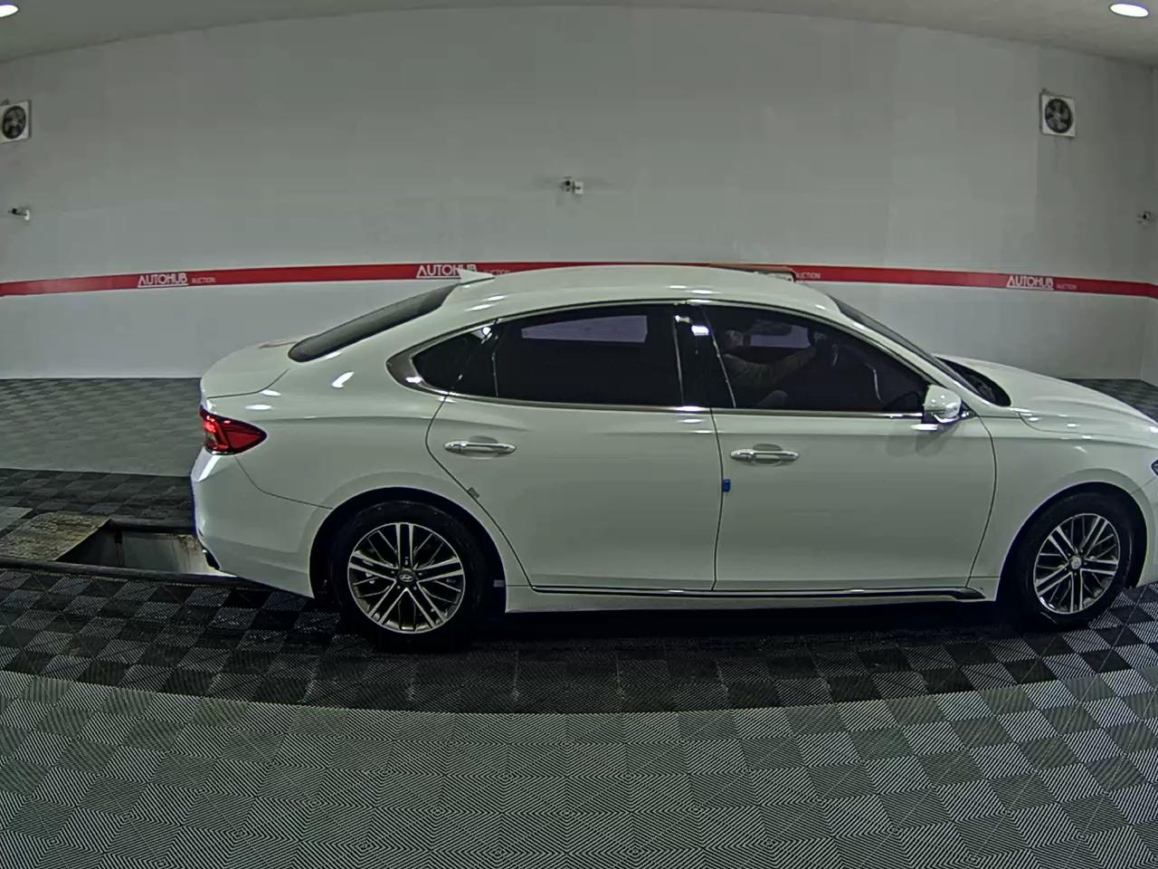 2017 - hyundai grandeur