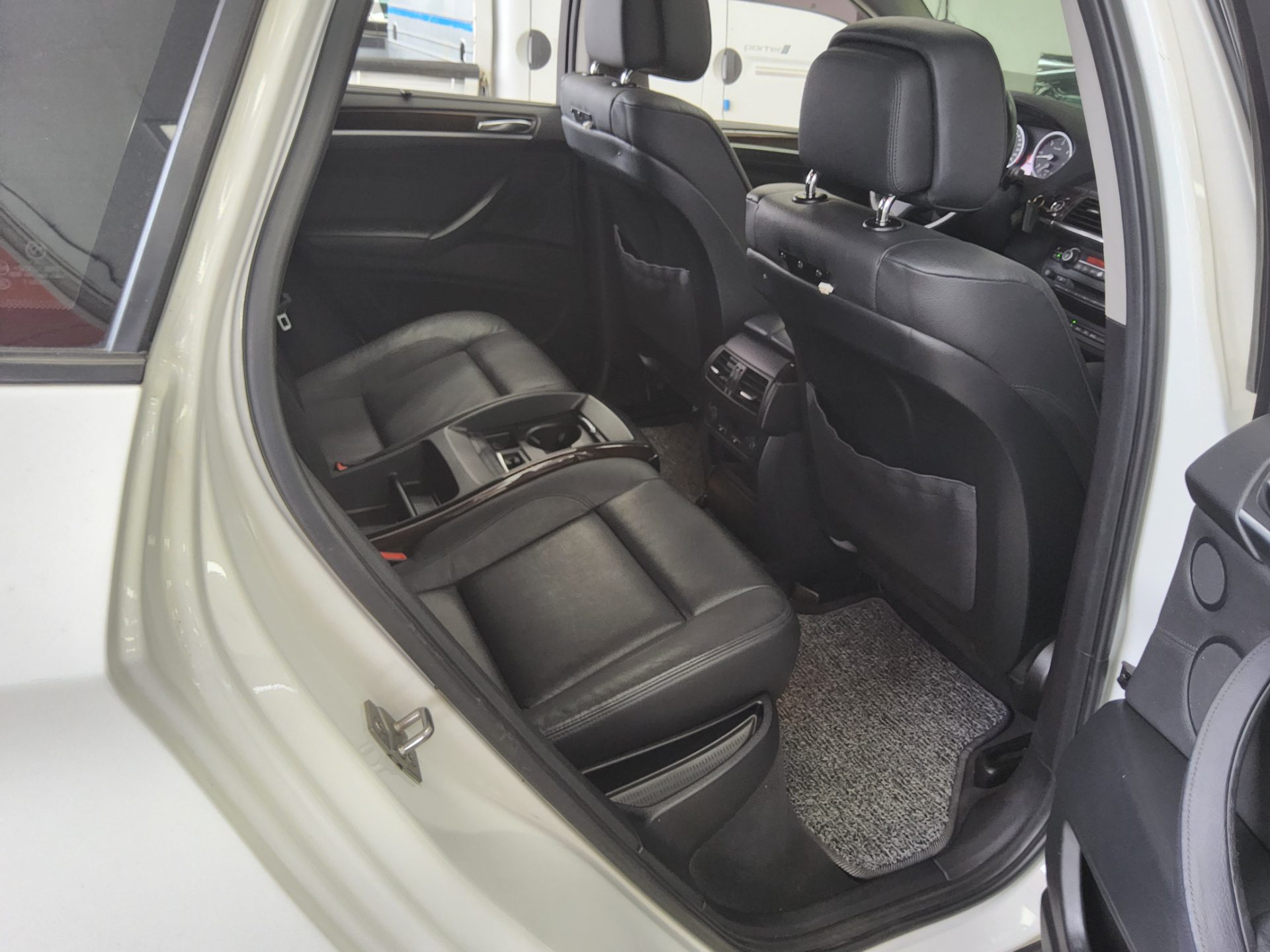 2011 - bmw x6