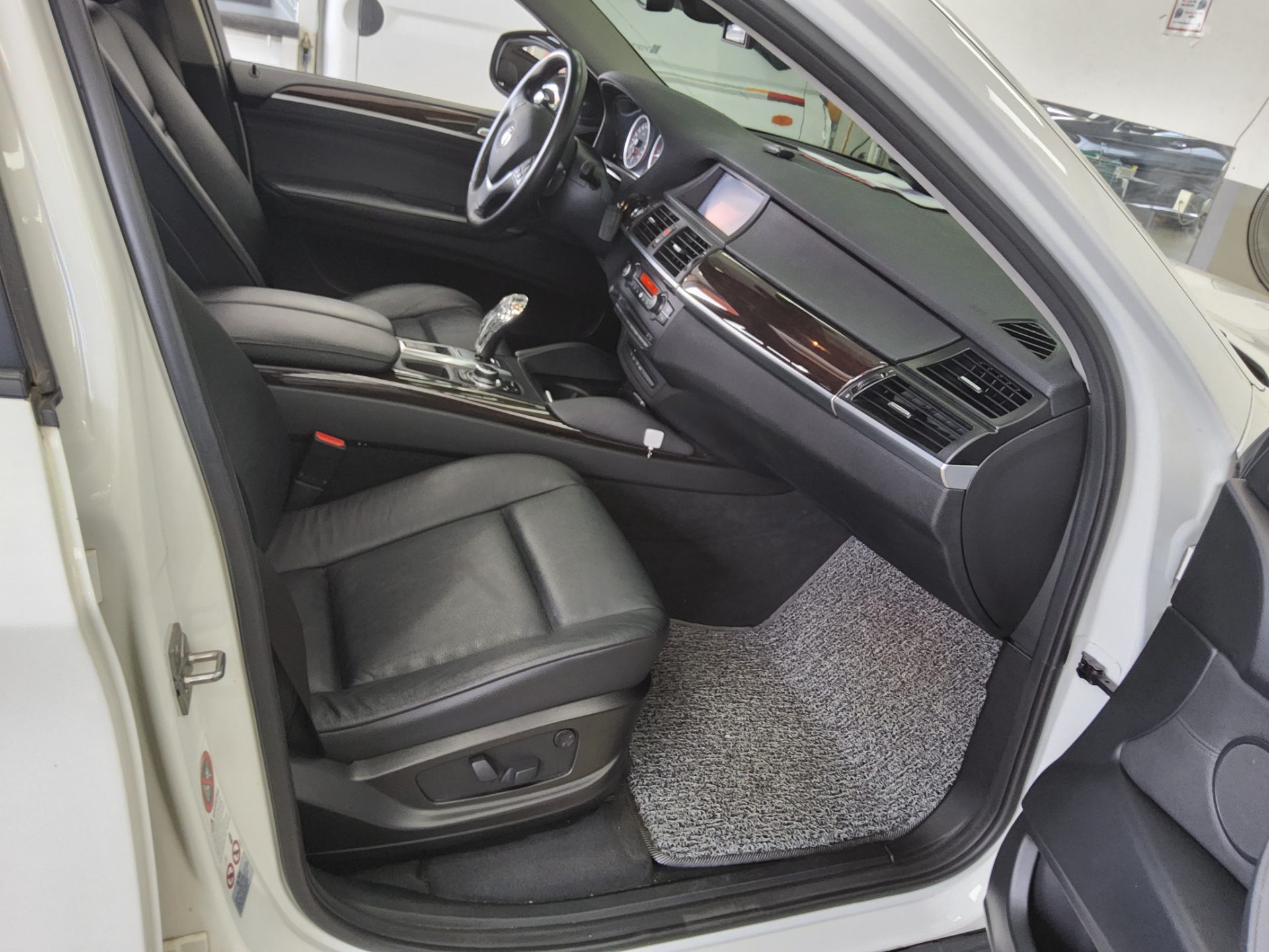 2011 - bmw x6