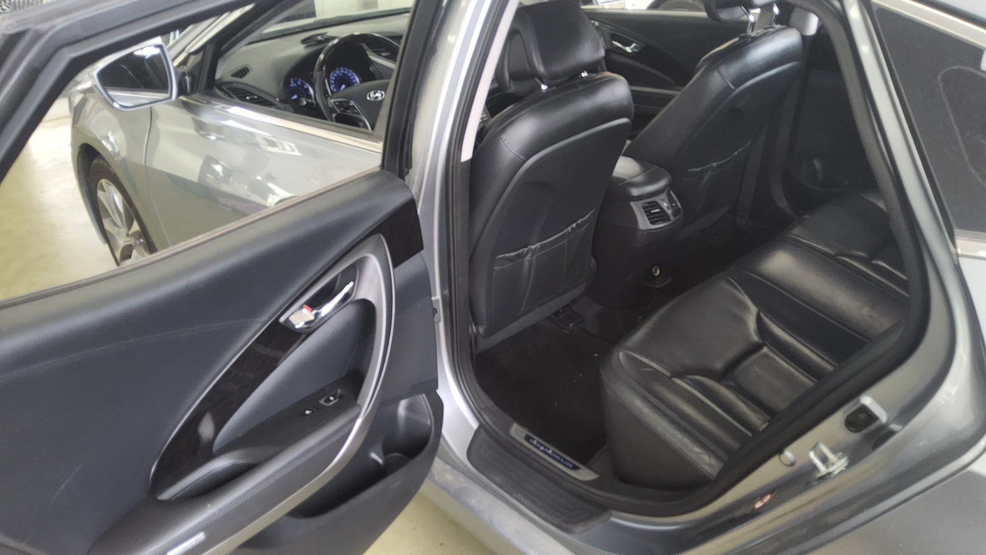 2016 - hyundai grandeur