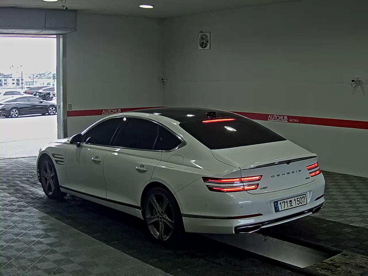 2023 - genesis g80