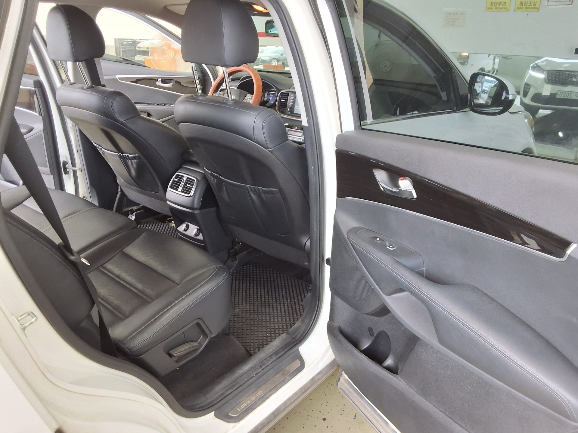 2019 - kia sorento