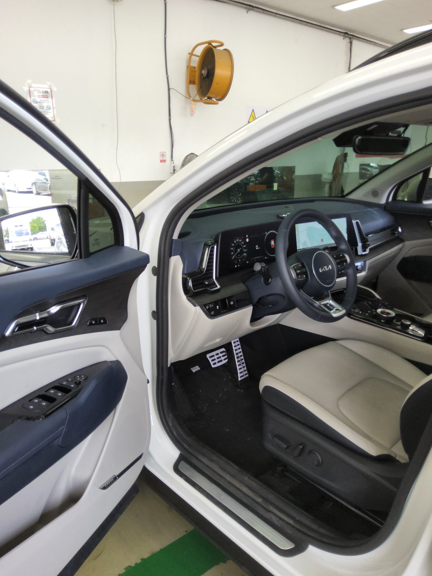 2024 - kia sportage