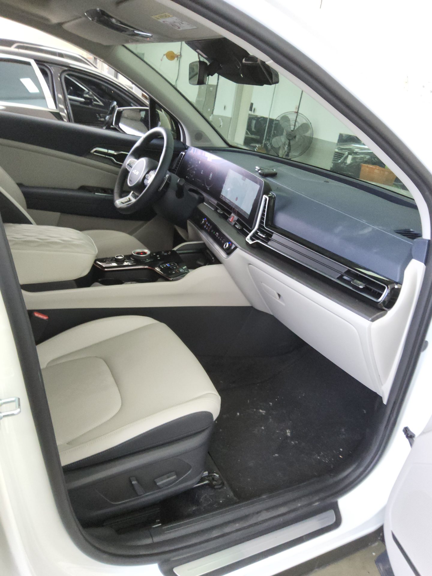 2024 - kia sportage