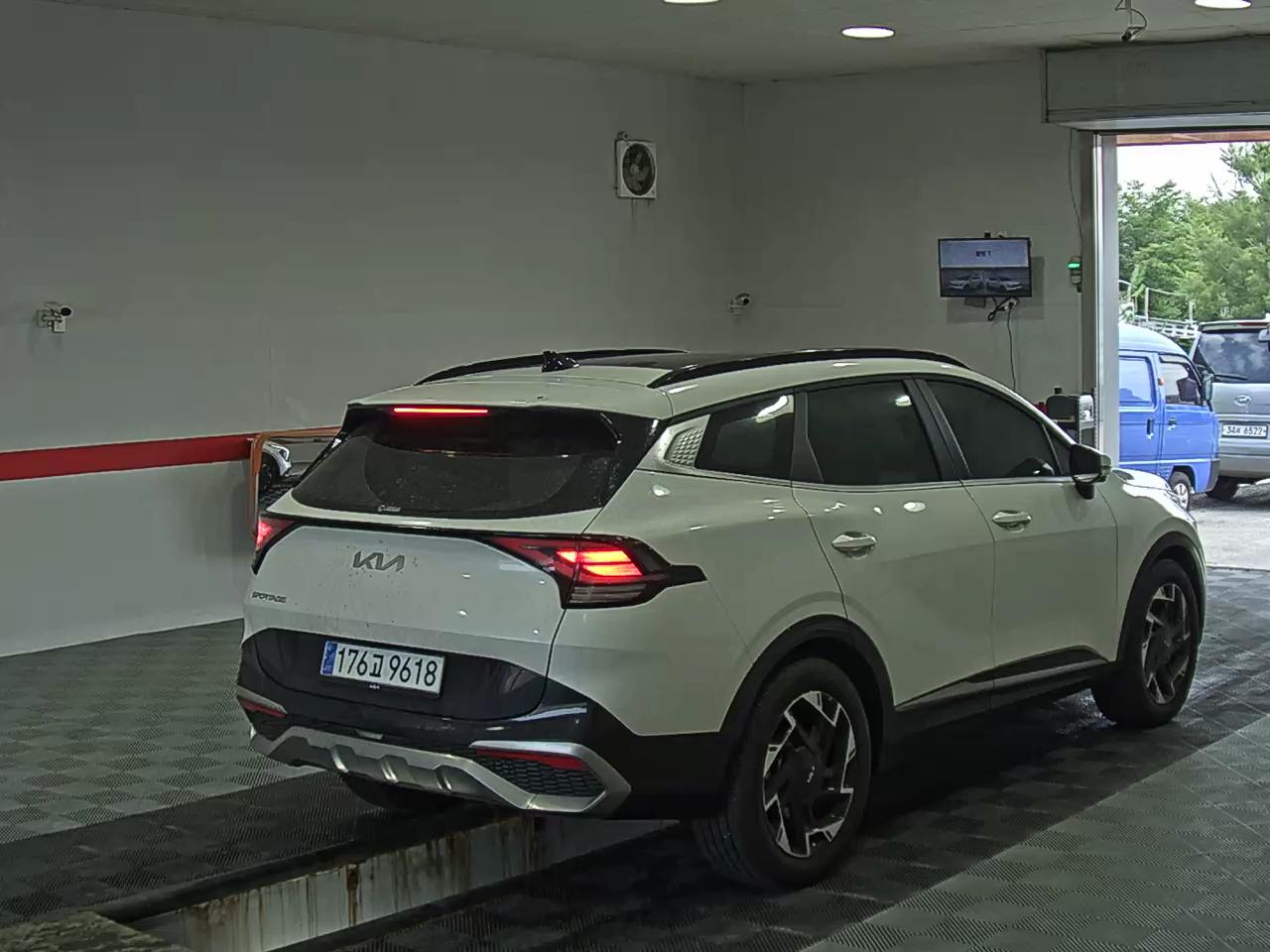 2024 - kia sportage