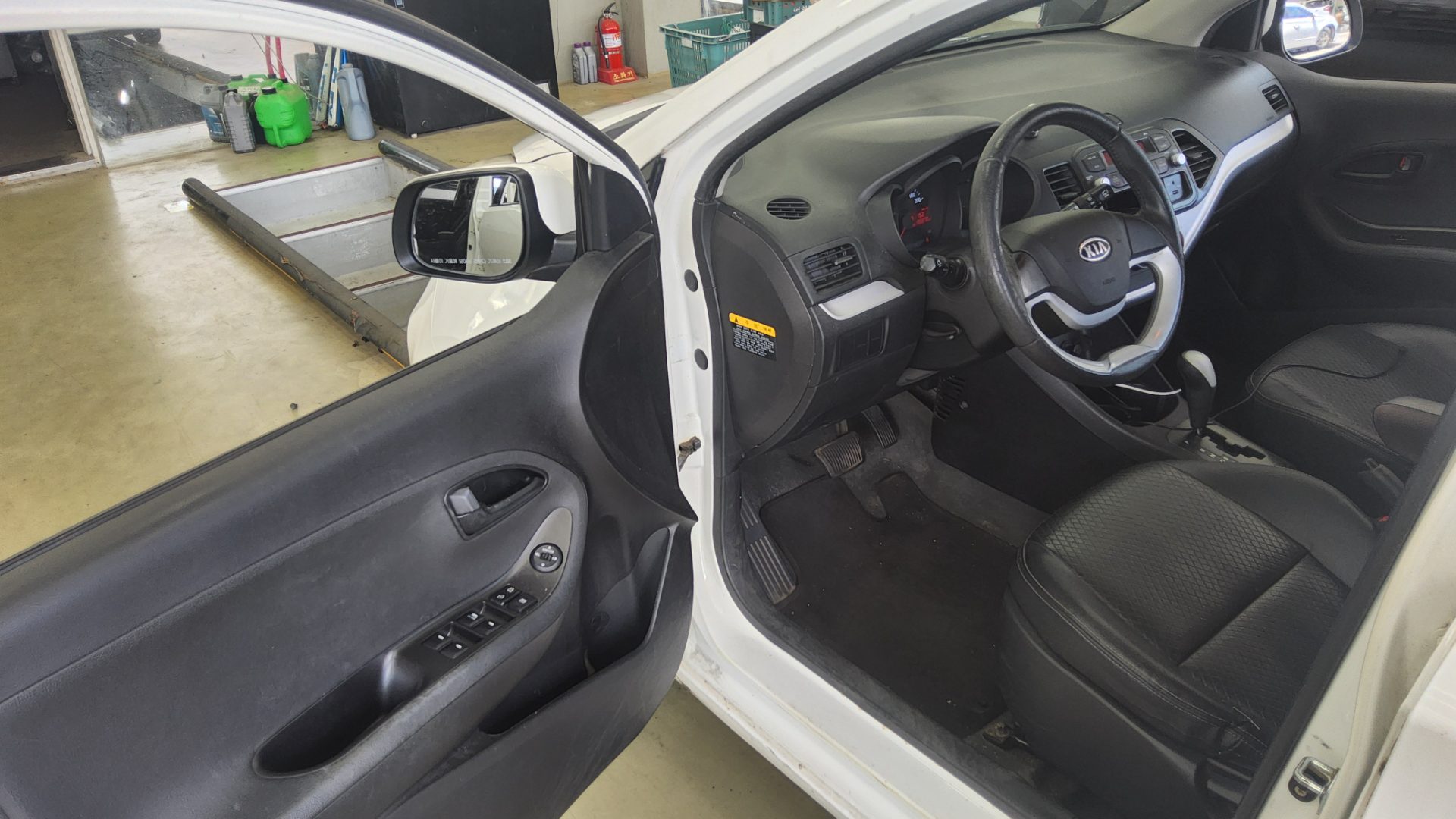 2012 - kia morning