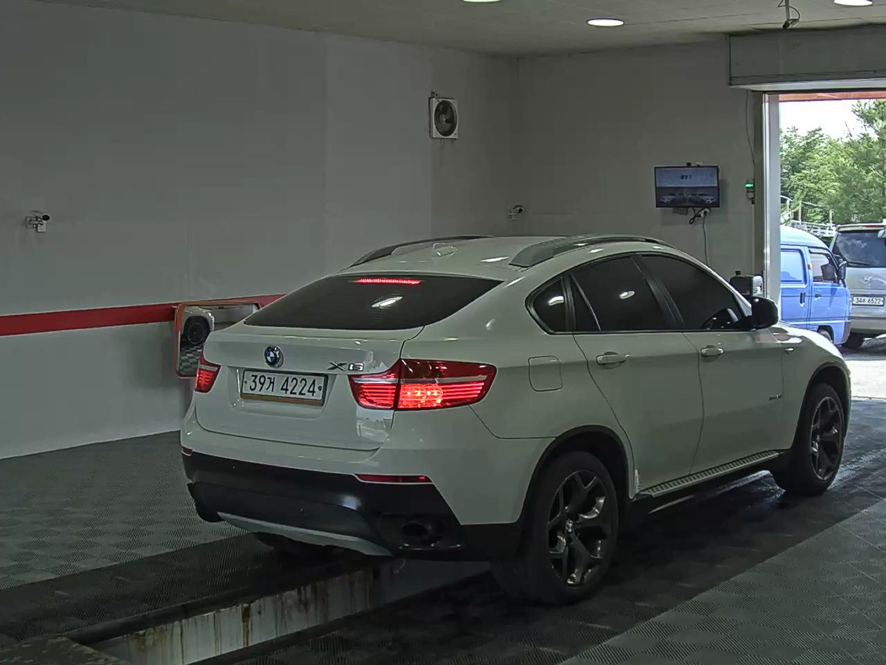 2011 - bmw x6