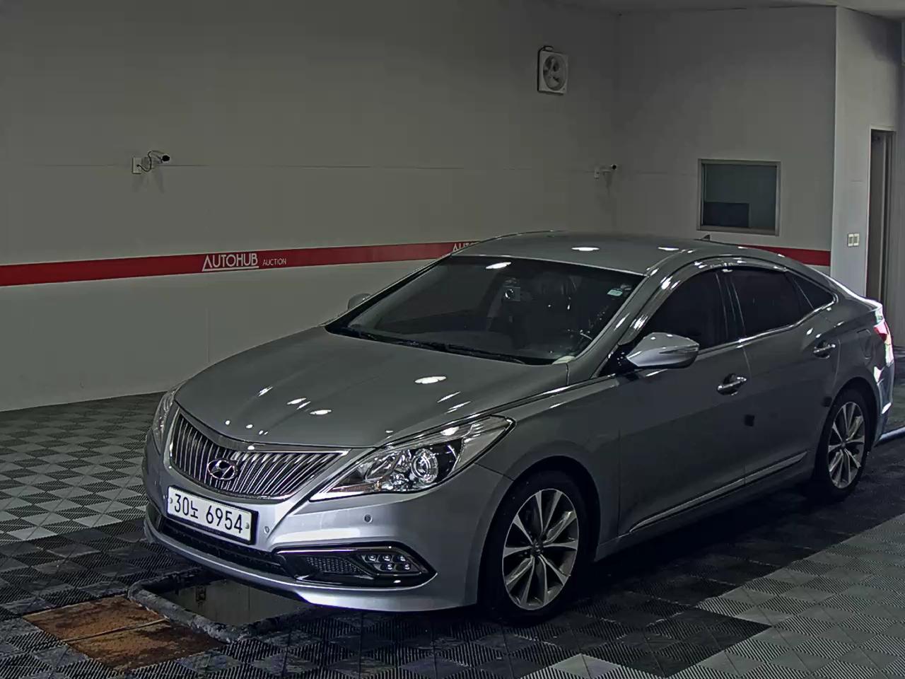 HYUNDAI GRANDEUR HG HG 240