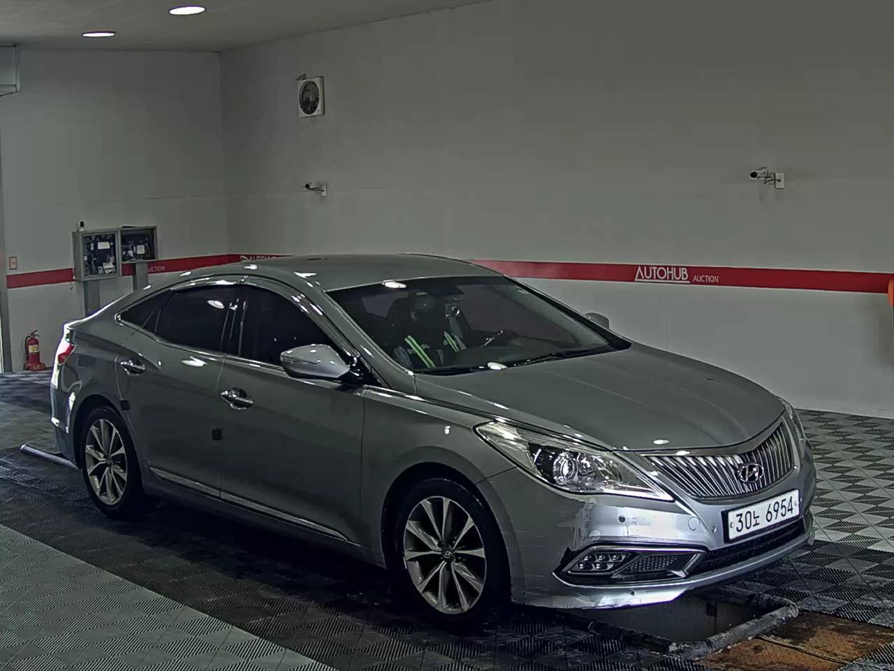 2016 - hyundai grandeur