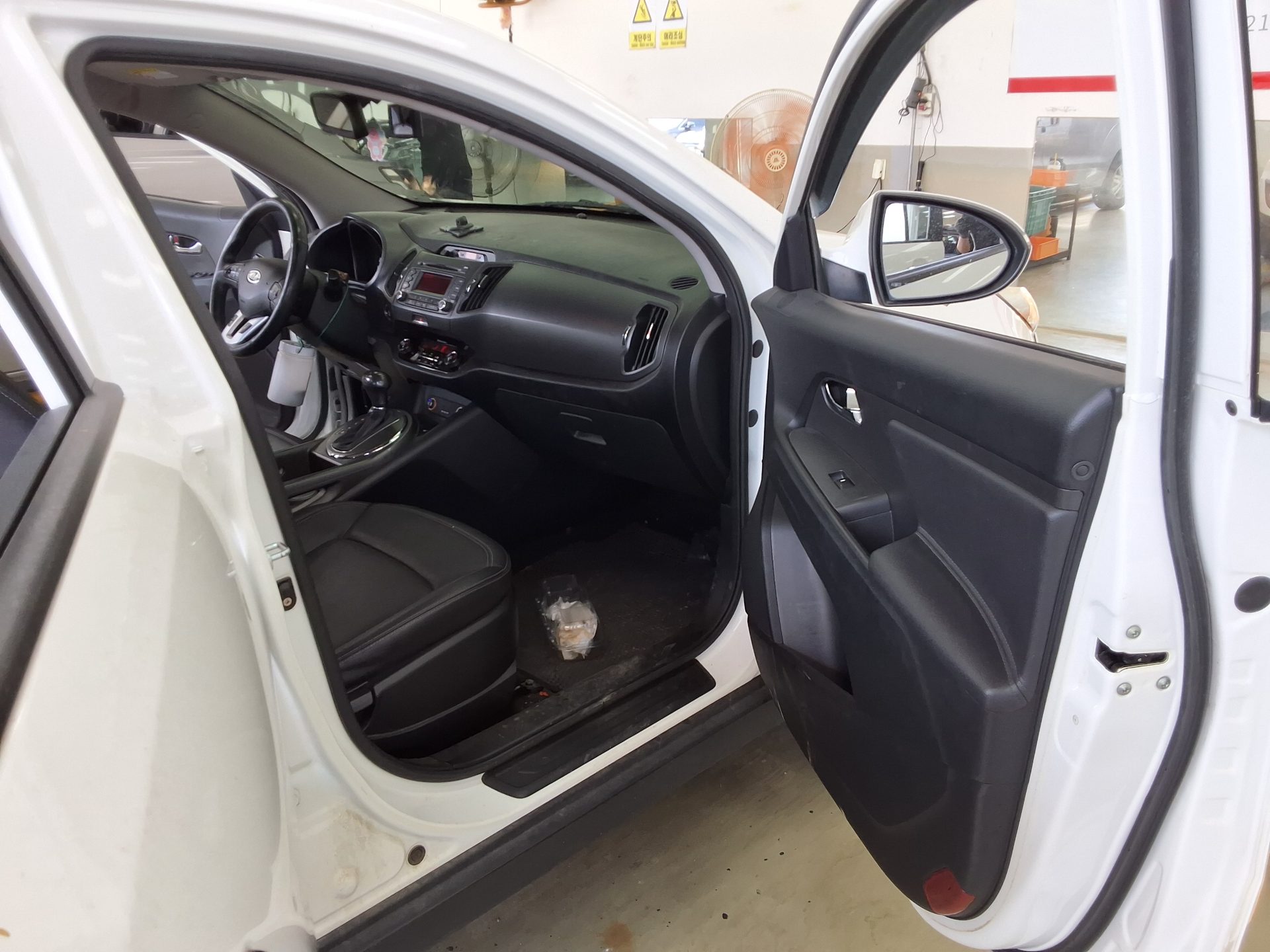 2012 - kia sportage
