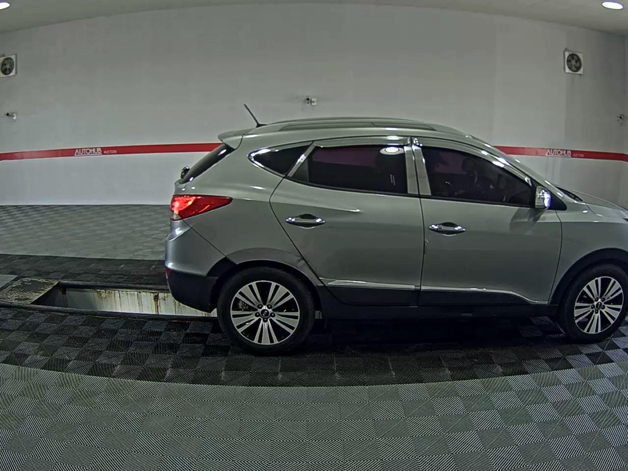 2012 - hyundai tucson